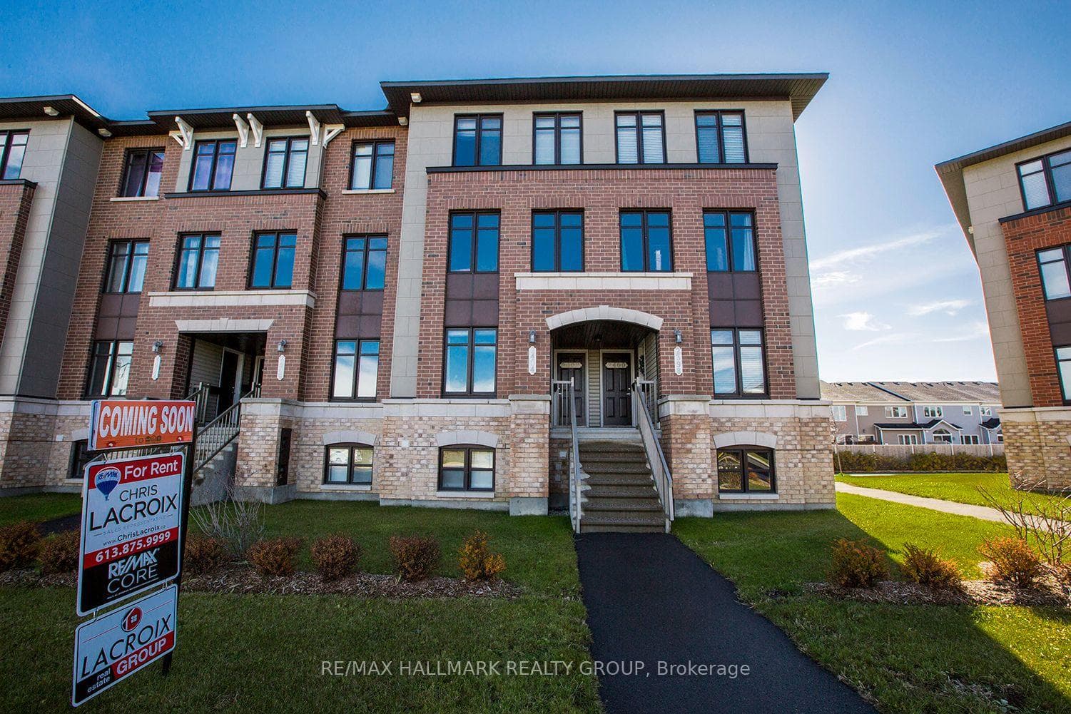 2404 Esprit Drive, Orleans - Cumberland and Area, ON K4A 0R2, Orleans - Cumberland and Area — photo 1