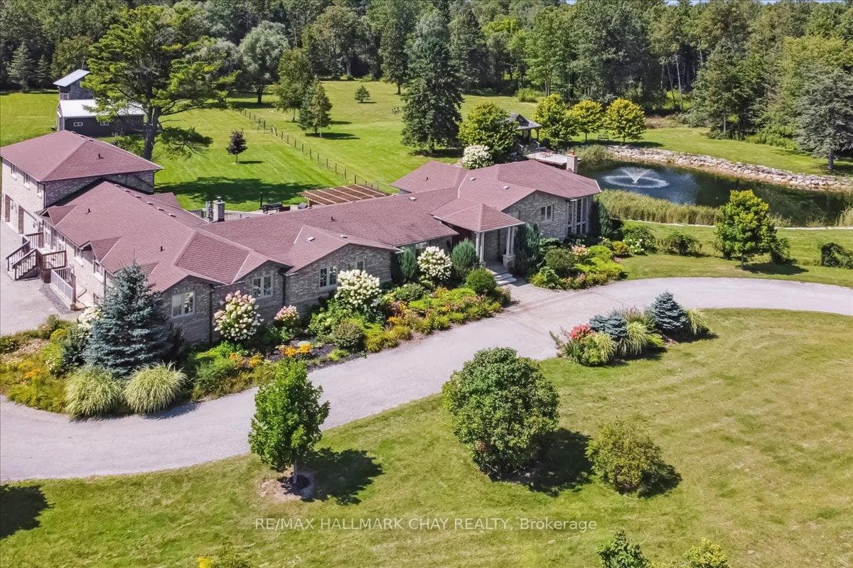 21940 Mccowan Road, East Gwillimbury, ON L0G 1M0, East Gwillimbury — photo 1