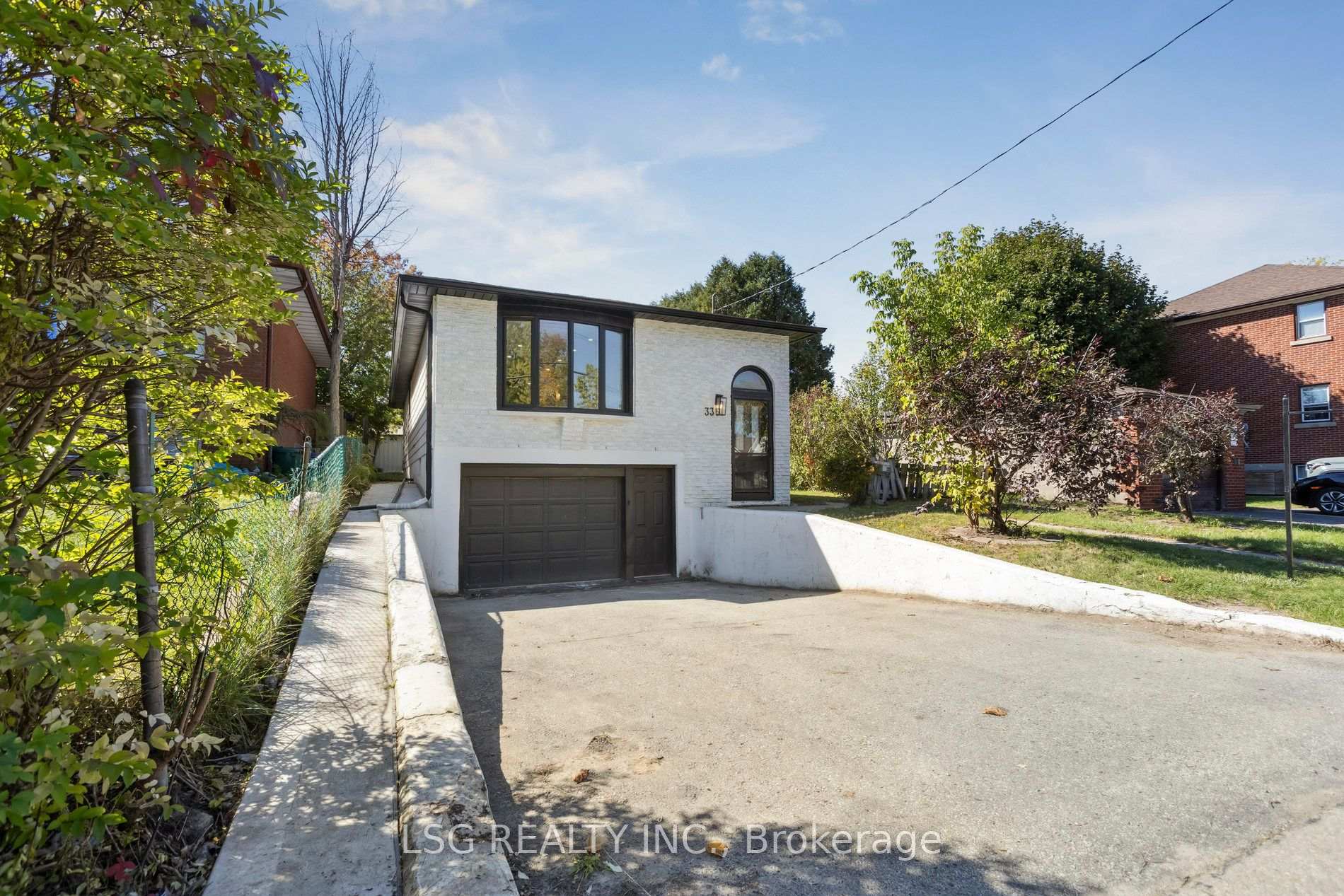 335 Belmont Ave West Avenue Main, Kitchener, ON N2M 1M7, Kitchener — photo 1