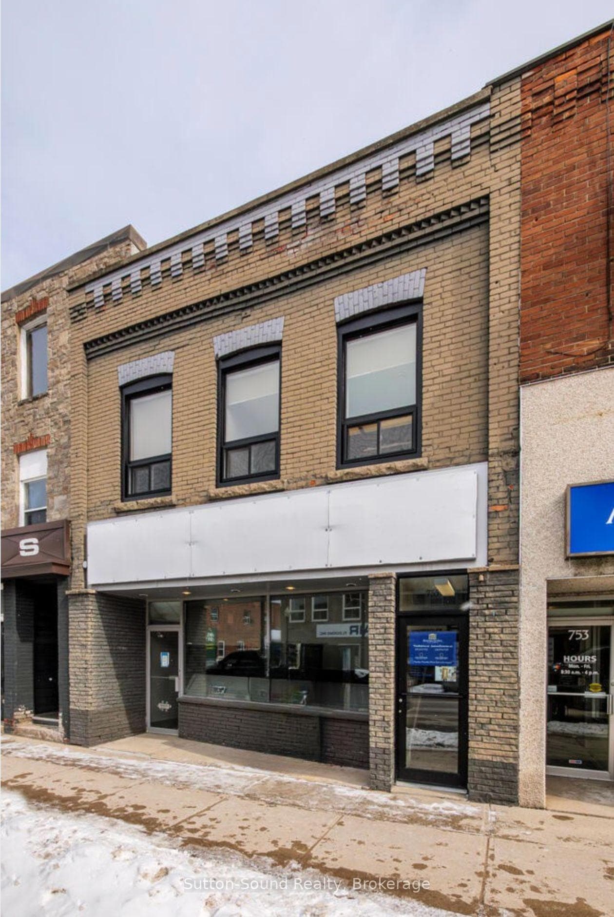 757 2nd Avenue E, Owen Sound, ON N4K 2G9, Owen Sound — photo 1
