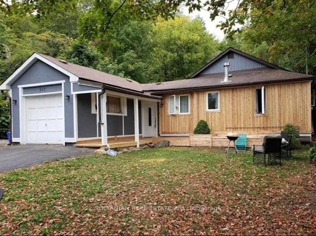 257 Parkwood Avenue, Georgina, ON L4P 2X2, Georgina — photo 1