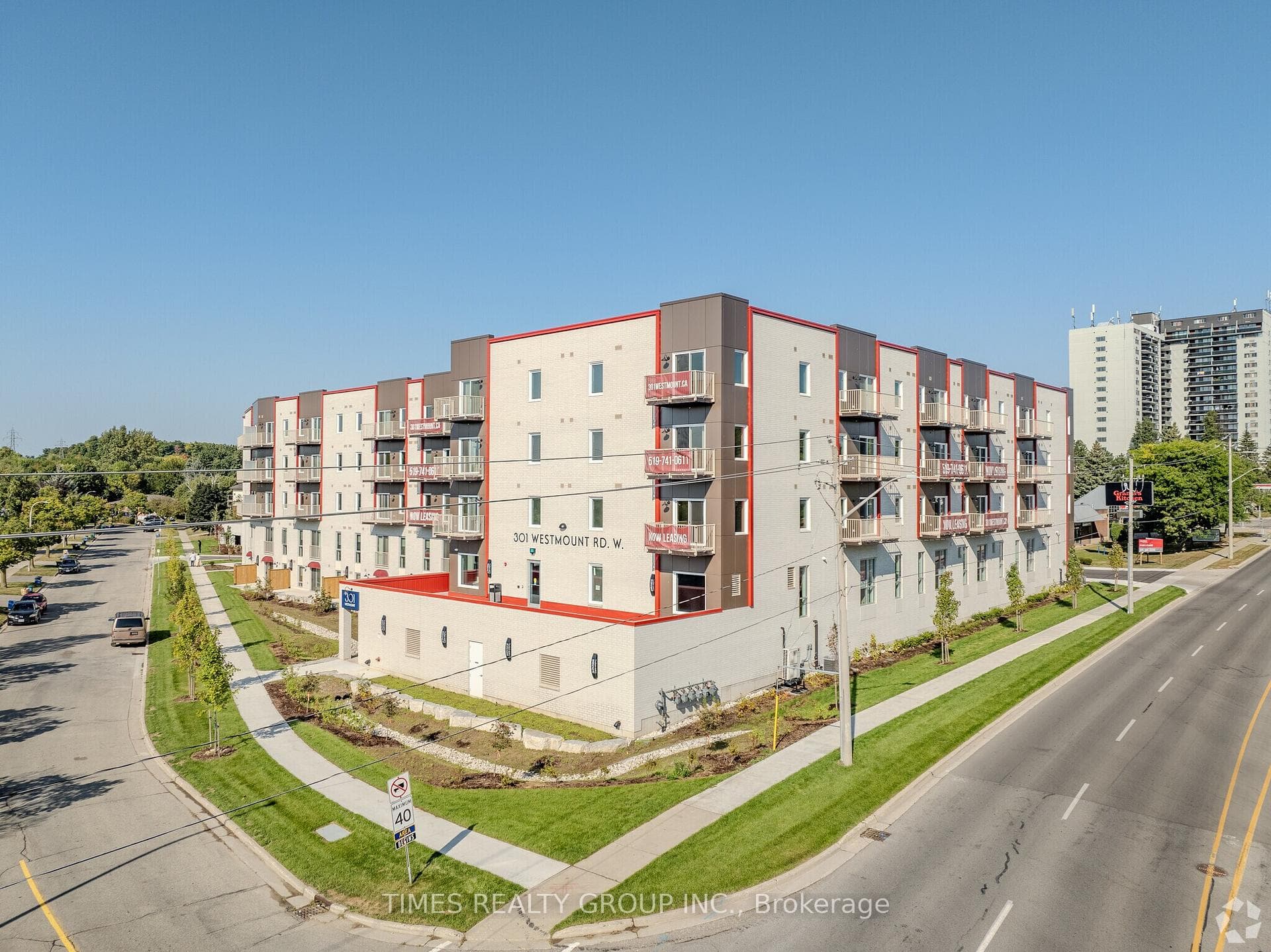 301 Westmount Road W, Kitchener, ON N2M 1S3, Kitchener — photo 1