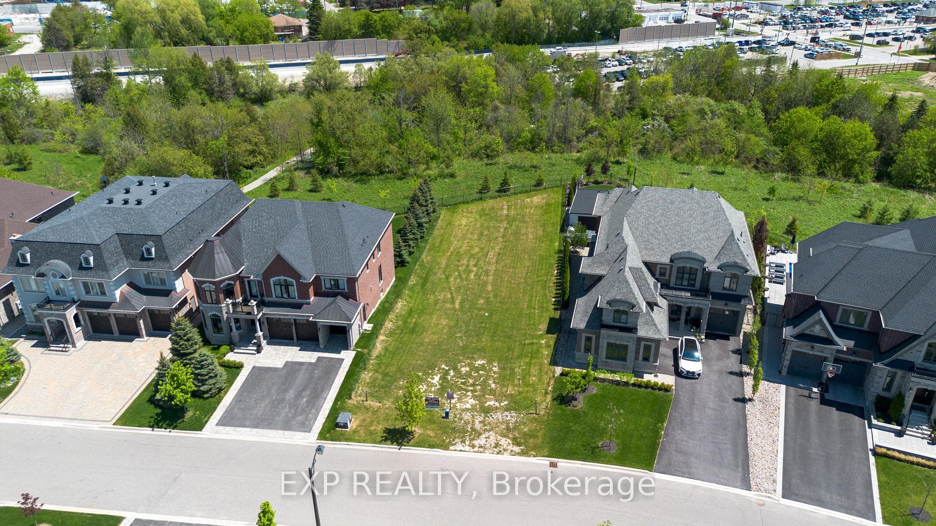 25 Hogan Court, King, ON L7B 1C9, King — photo 1