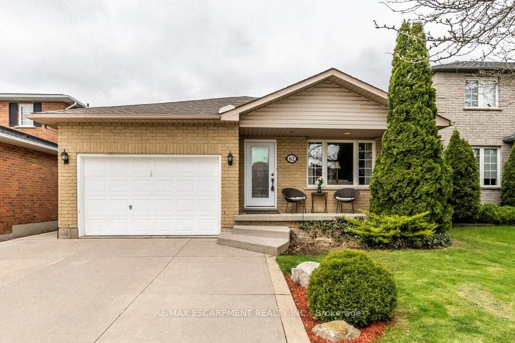 62 Spadara Drive, Hamilton, ON L9B 2K3, Hamilton — photo 1