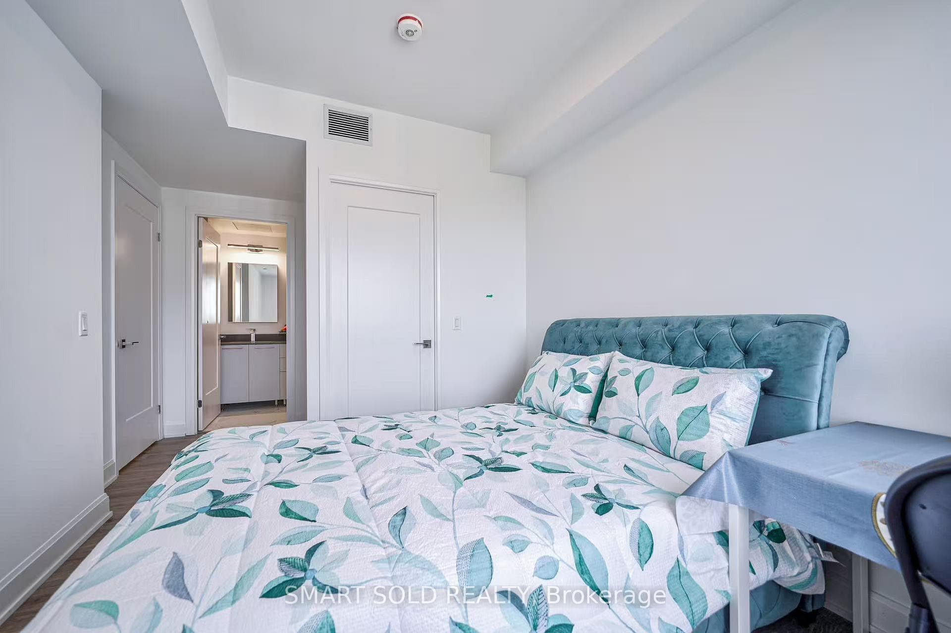8 Water Walk Drive 2701, Markham, ON L3R 6L4, Markham — photo 1