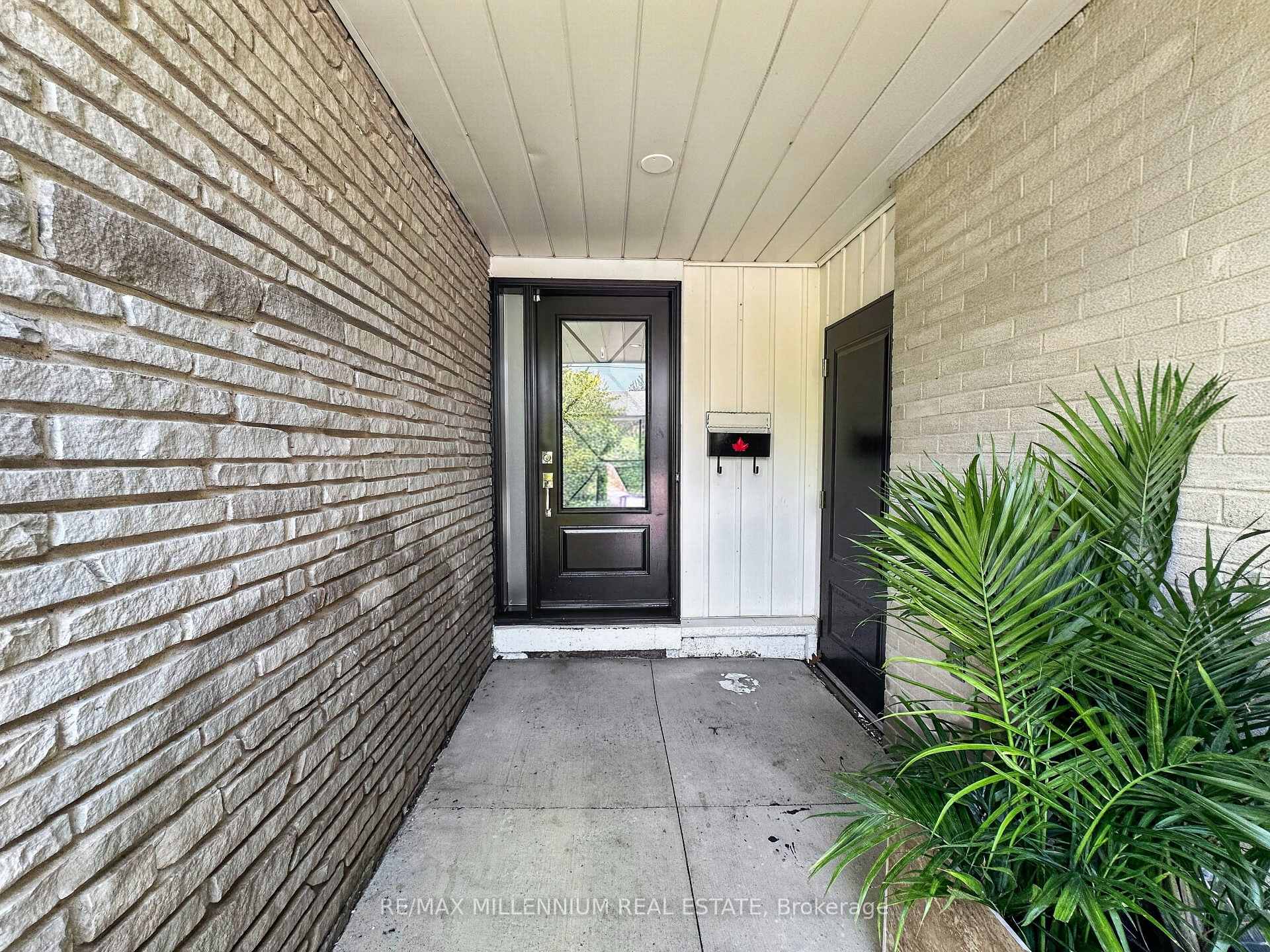 19 Cardwell Street, Orangeville, ON L9W 2V7, Orangeville — photo 1