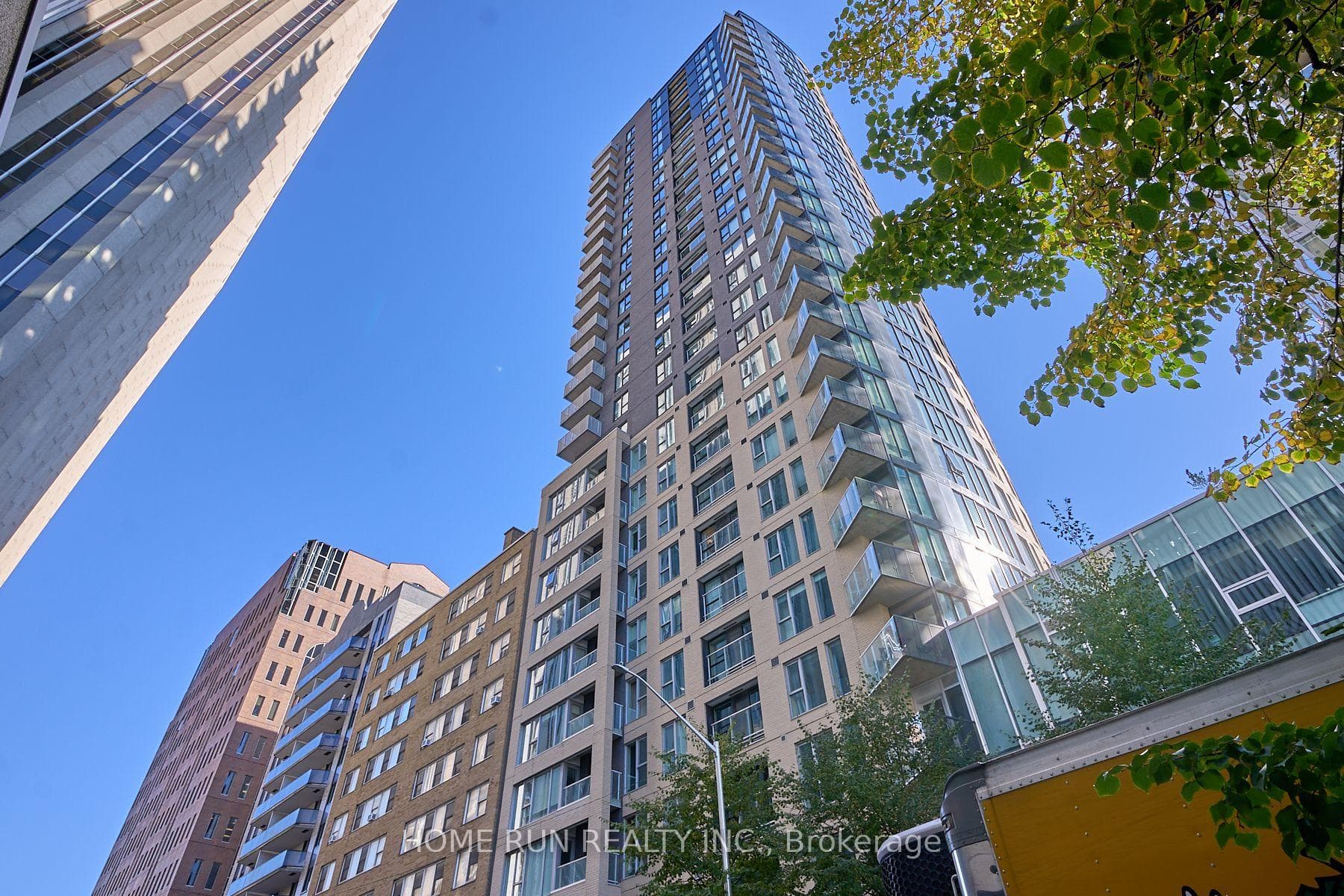 40 Nepean Street 2703, Ottawa Centre, ON K2P 0X5, Ottawa Centre — photo 1