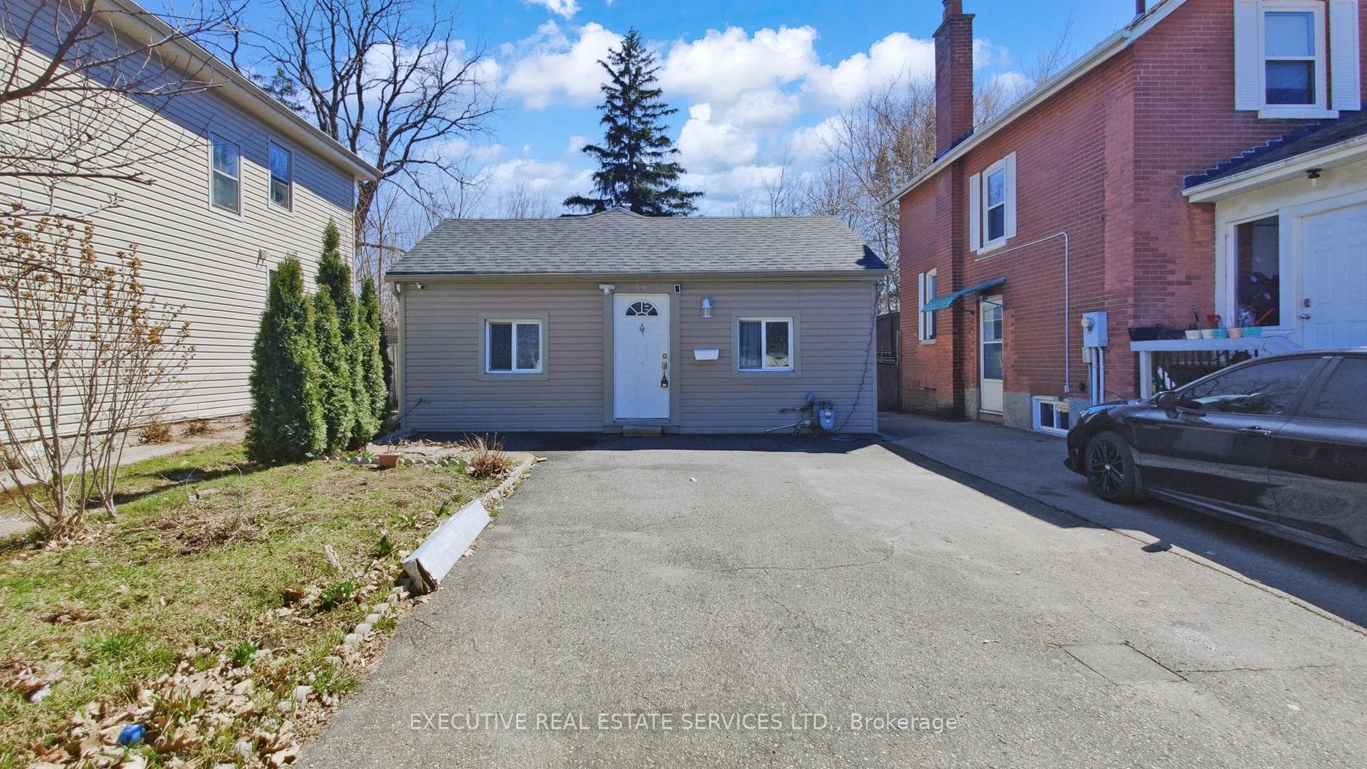 89 John Street, Brampton, ON L6W 1Z4, Brampton — photo 1