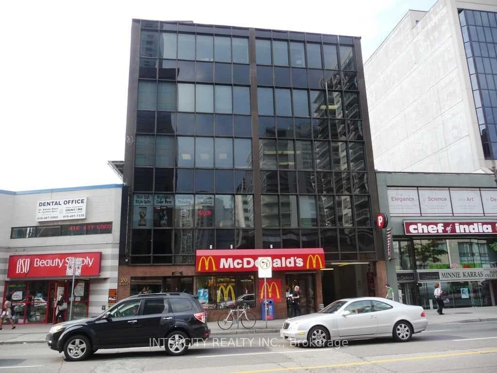 20 Eglinton Avenue E 403, Toronto, ON M4P 1A6, Toronto C10 — photo 1