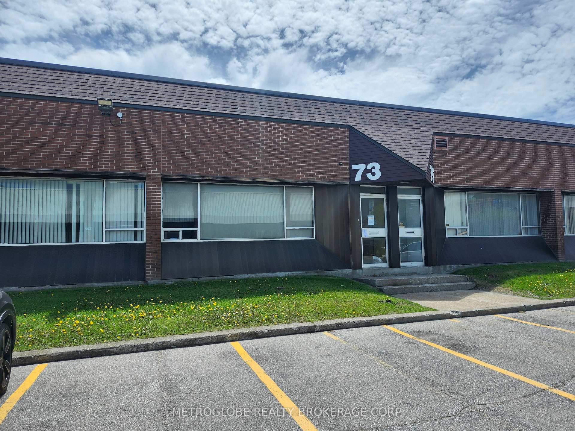 2220 Midland Avenue 73AP, Toronto, ON M1P 3E6, Toronto E04 — photo 1