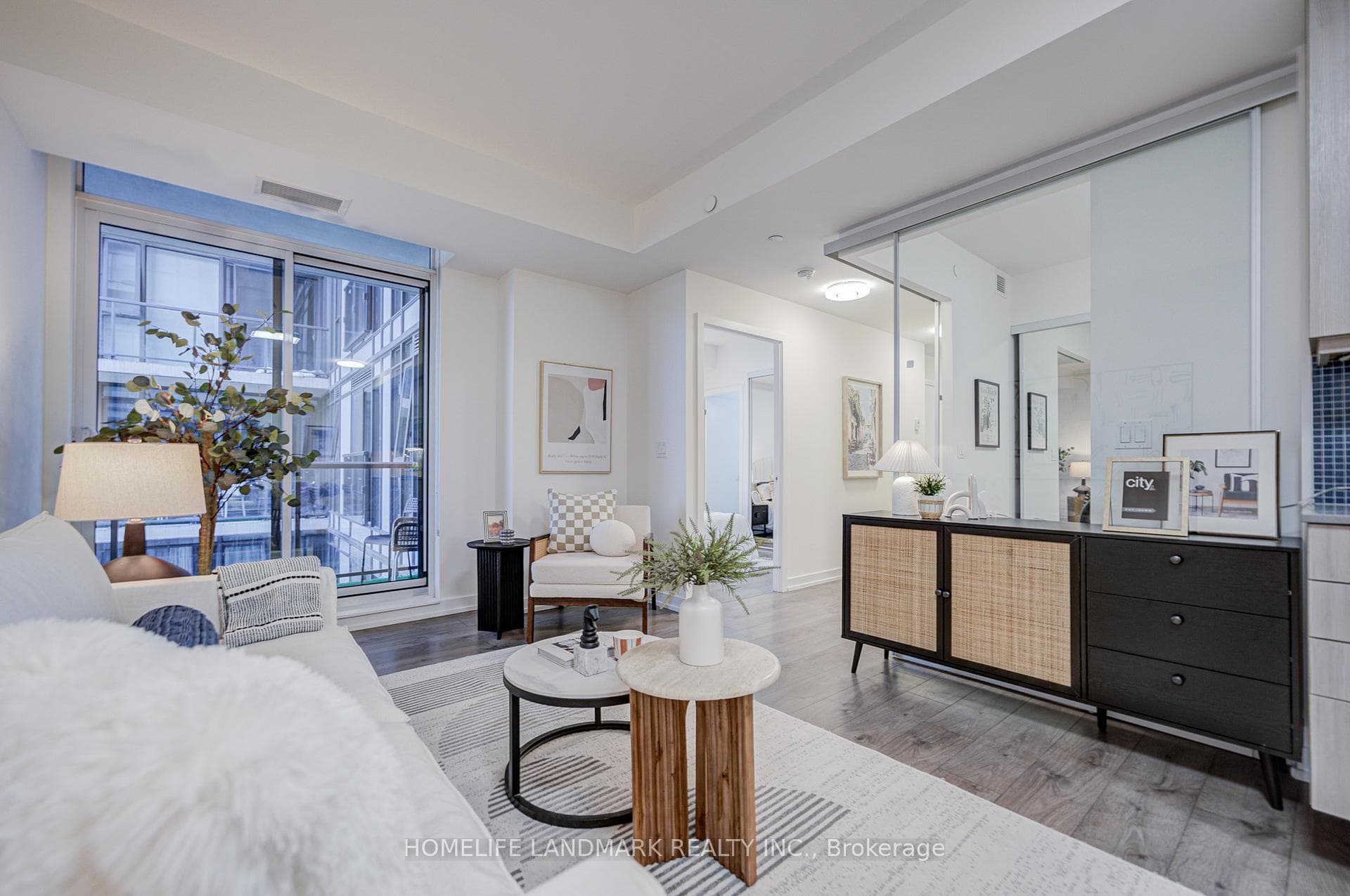 297 College Street 901, Toronto, ON M5T 1S2, Toronto C01 — photo 1