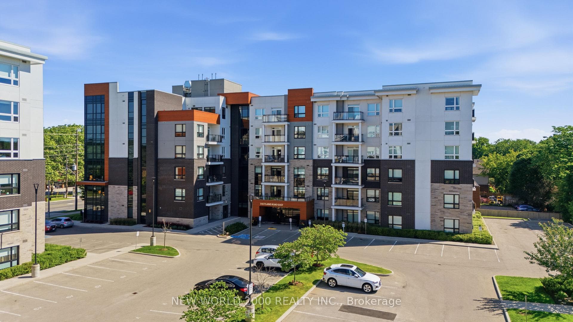 340 Plains Road E 304, Burlington, ON L7T 0C2