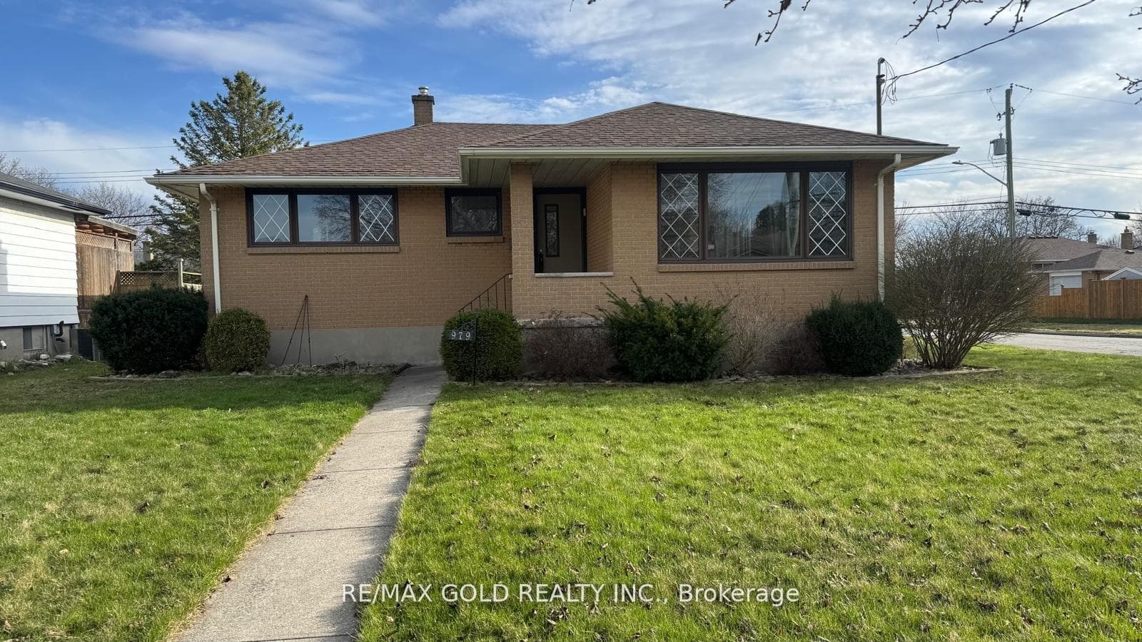 979 Wellington Street, Sarnia, ON N7S 1E2, Sarnia — photo 1