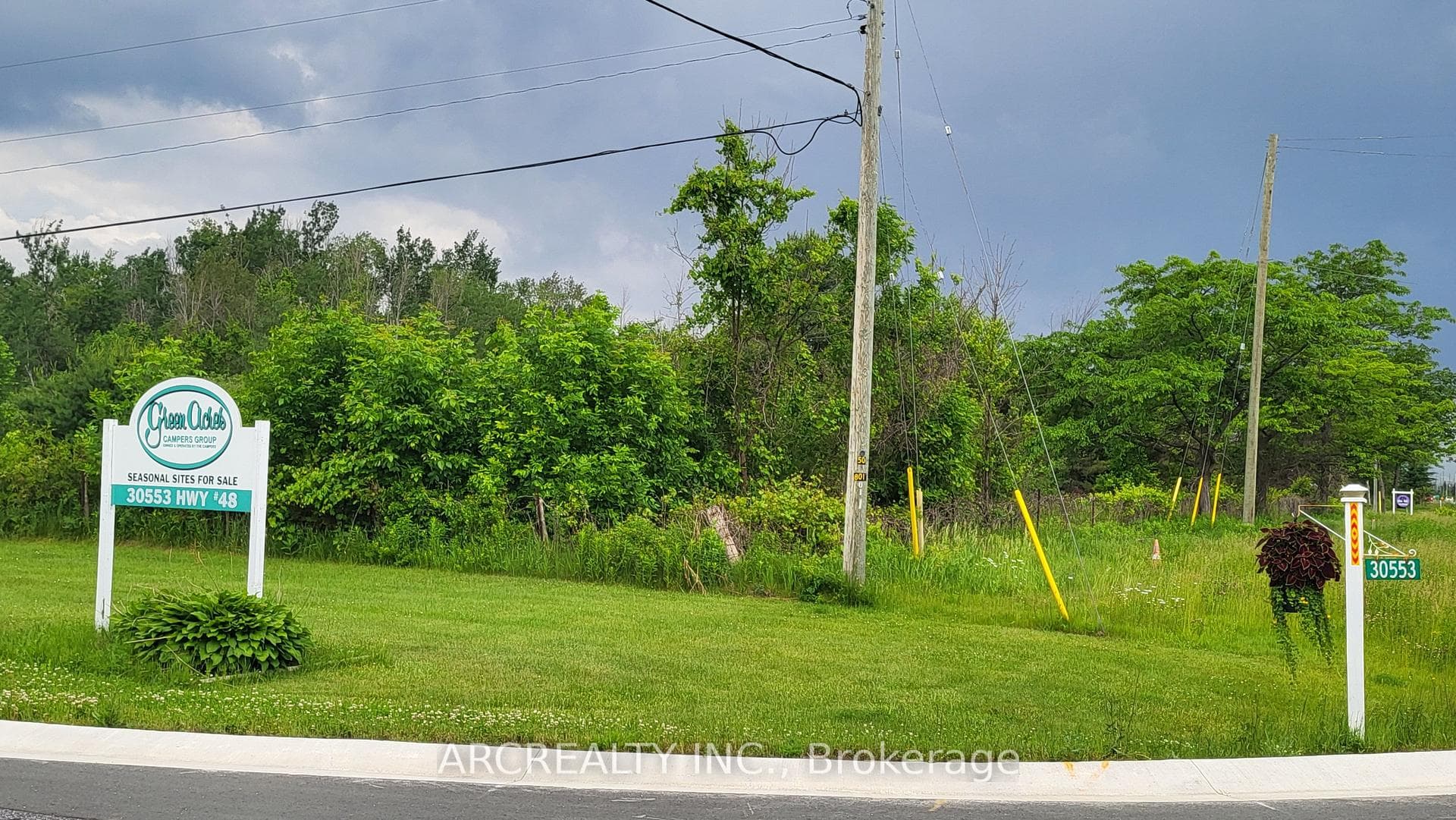 16 Chickadee Court, Georgina, ON L0E 1N0, Georgina — photo 1