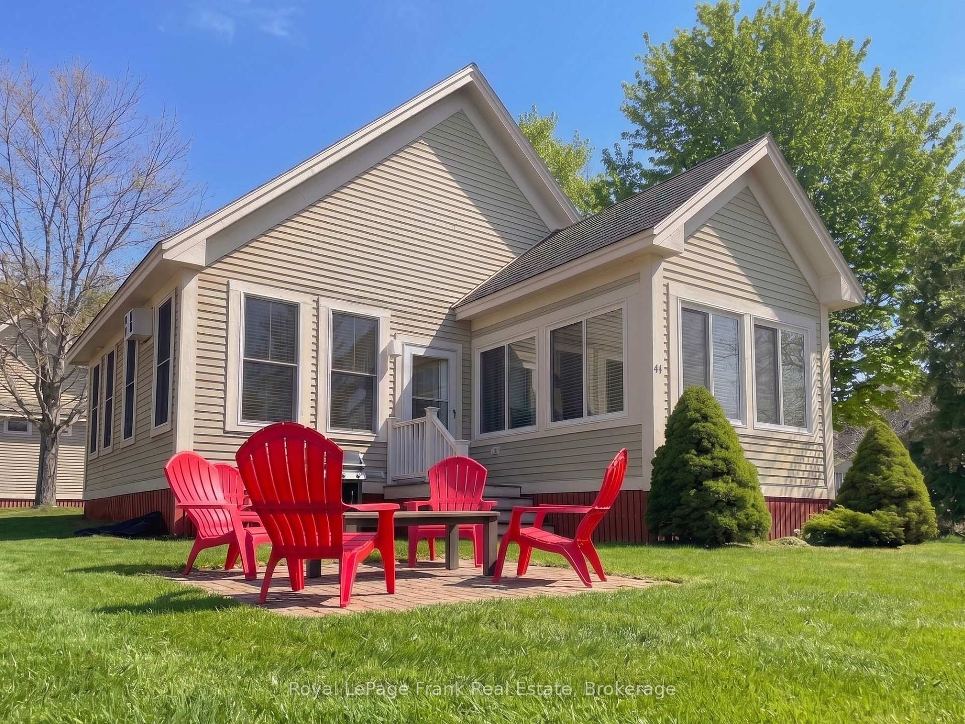 34 Meadow View Lane, Prince Edward County, ON K0K 1P0, Prince Edward County — photo 1
