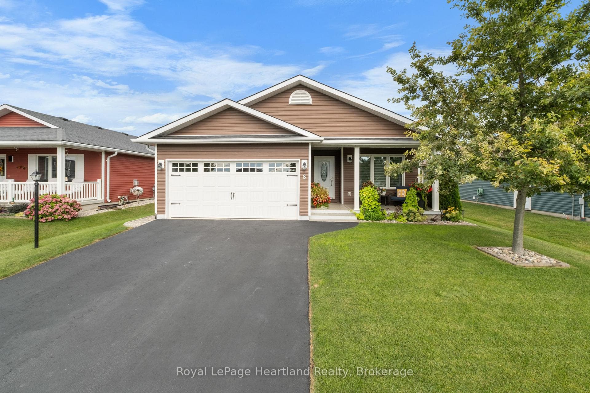 8 Windward Way N, Ashfield-Colborne-Wawanosh, ON N7A 0B2, Ashfield-Colborne-Wawanosh — photo 1