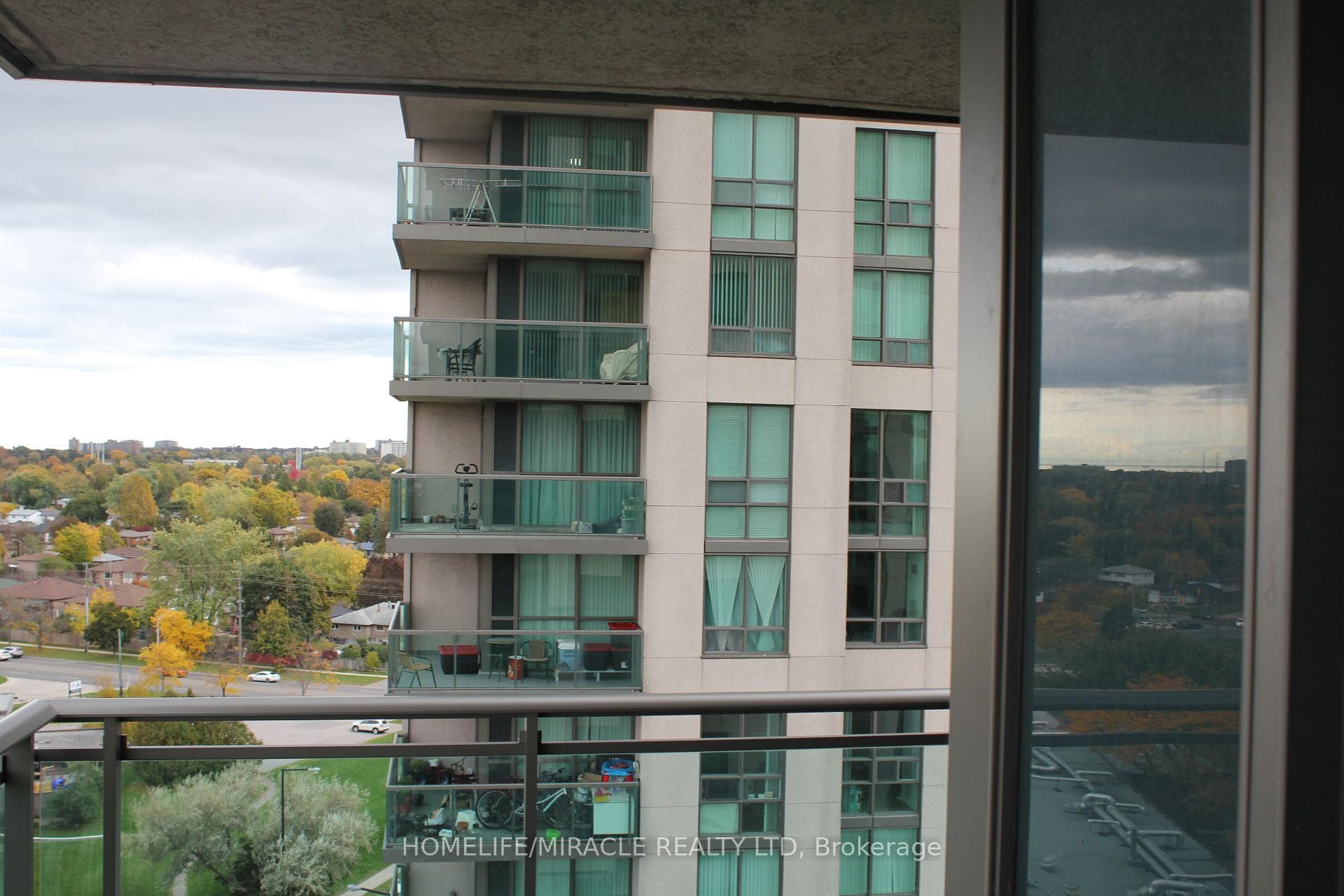 88 Grangeway Avenue 1608, Toronto, ON M1H 0A2, Toronto E09 — photo 1