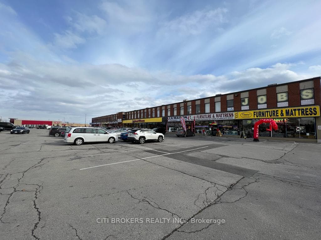 1458 Dundas Street E 109, Mississauga, ON L4X 1L4, Mississauga — photo 1