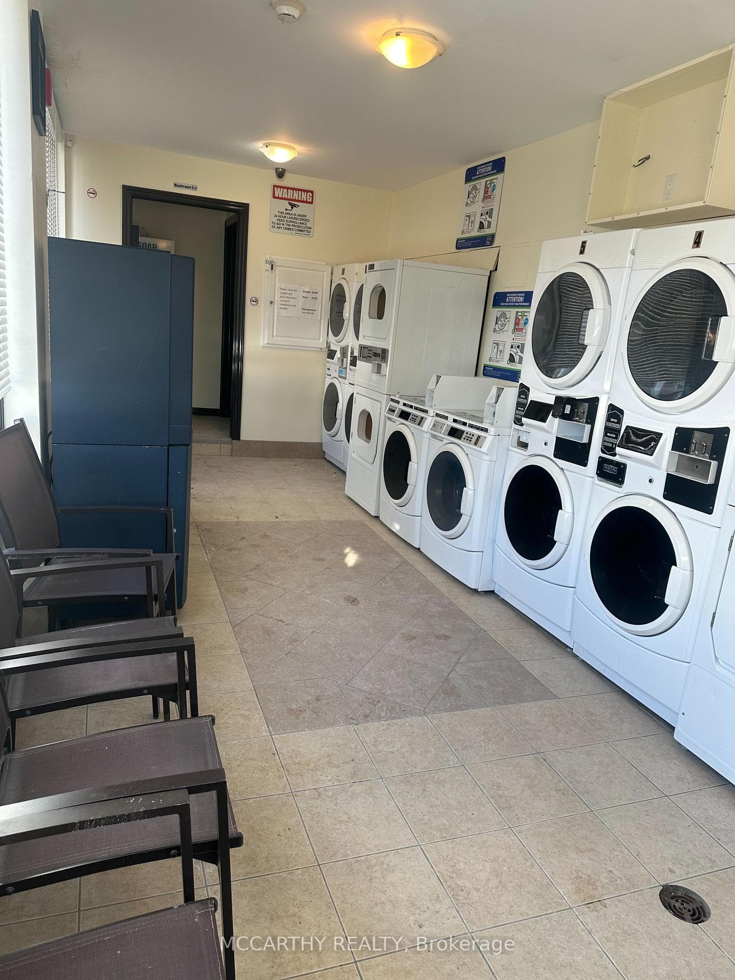 143-147 Main St. Street W 105, Shelburne, ON L9V 3K3, Shelburne — photo 1