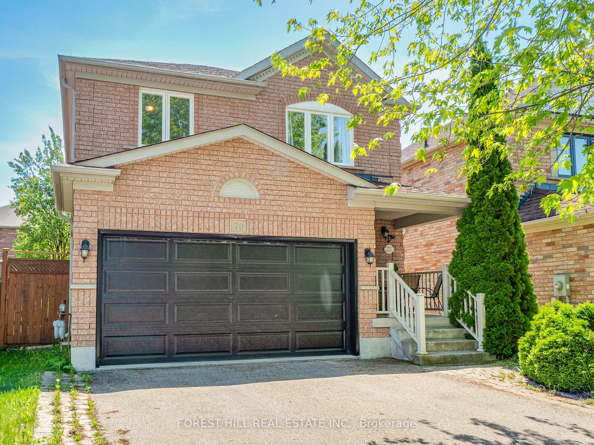 70 Shoniker Drive, Newmarket, ON L3X 2Y7, Newmarket — photo 1