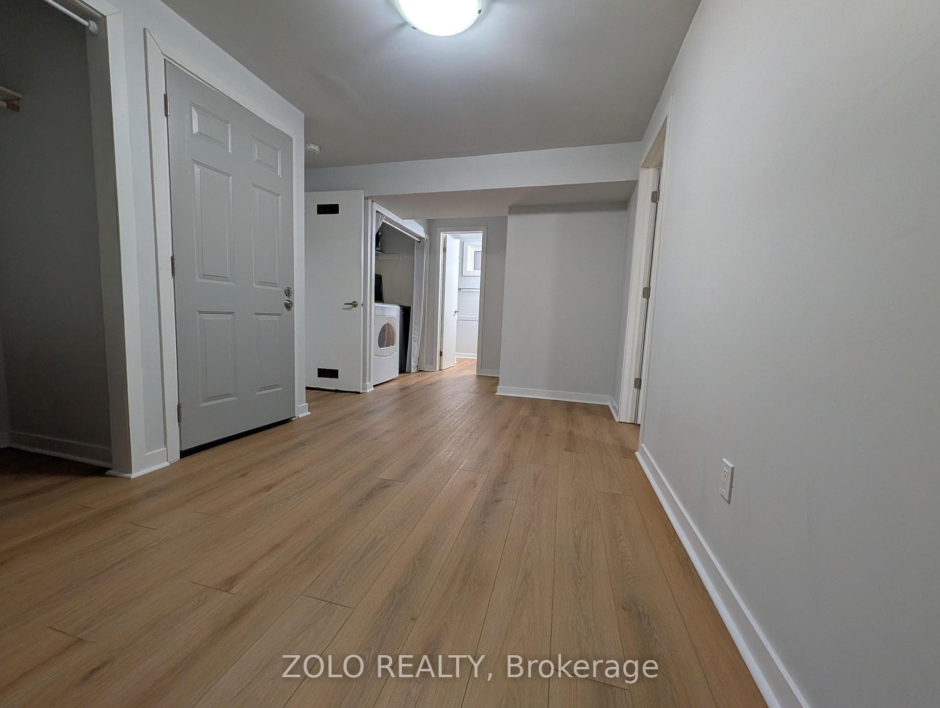 31 Buchanan Street LOWER, Barrie, ON L4M 6B5, Barrie — photo 1