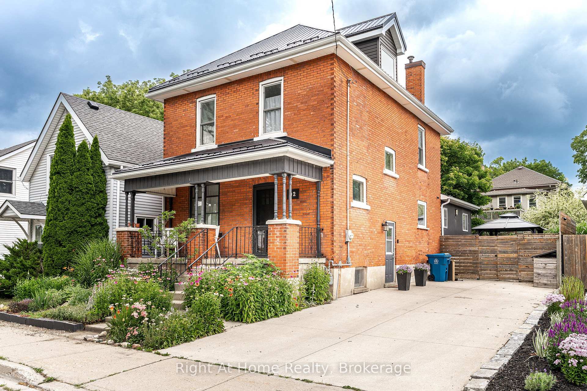 92 Rebecca Street, Stratford, ON N5A 3P3, Stratford — photo 1