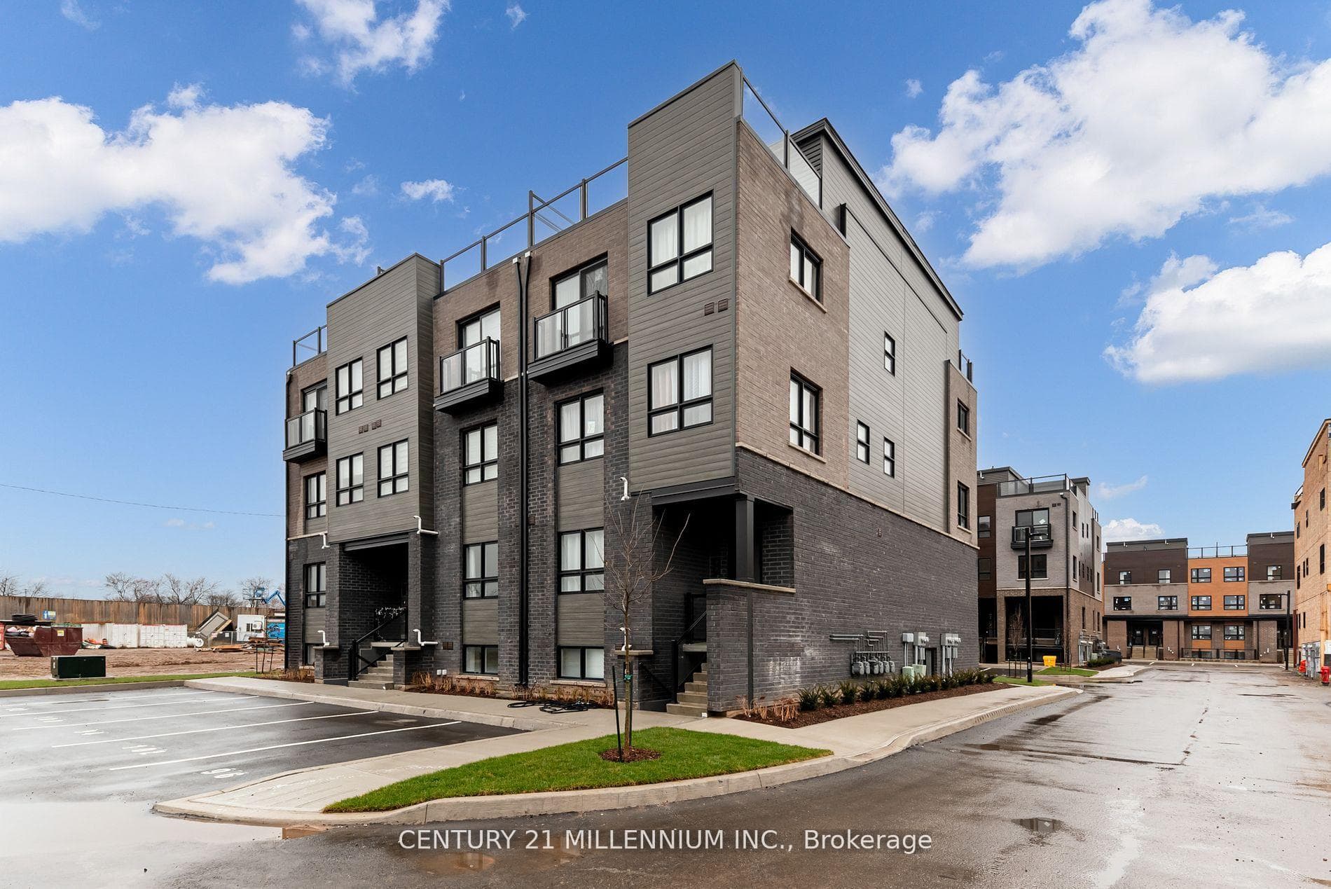 6705 Cropp Street E 102, Niagara Falls, ON L2E 5J8, Niagara Falls — photo 1