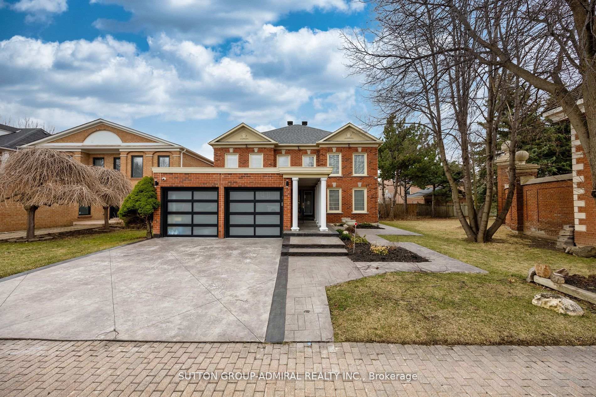 1 Regent Street, Richmond Hill, ON L4C 9A9, Richmond Hill — photo 1