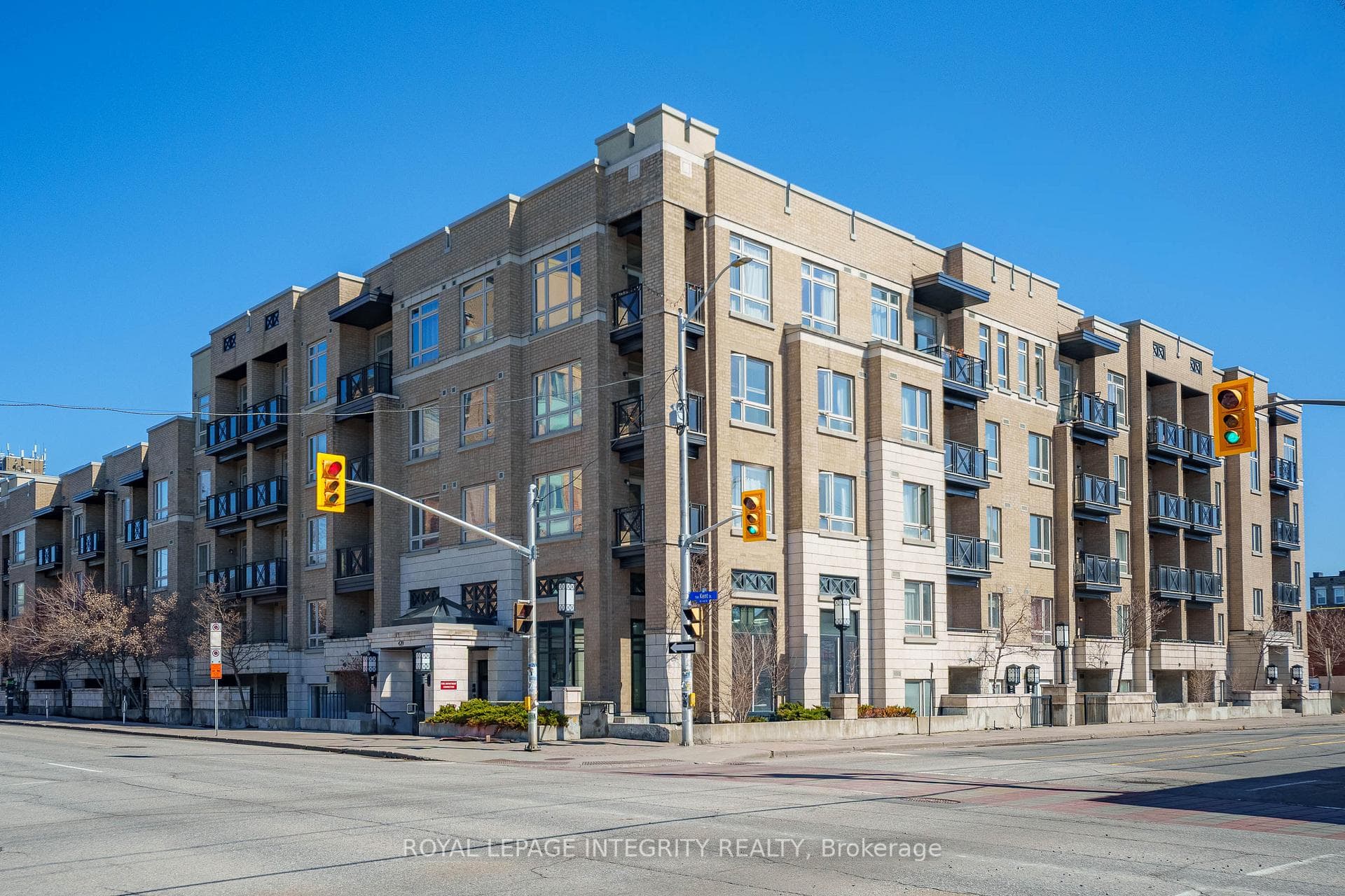 429 Kent Street 320, Ottawa Centre, ON K2P 1B5, Ottawa Centre — photo 1