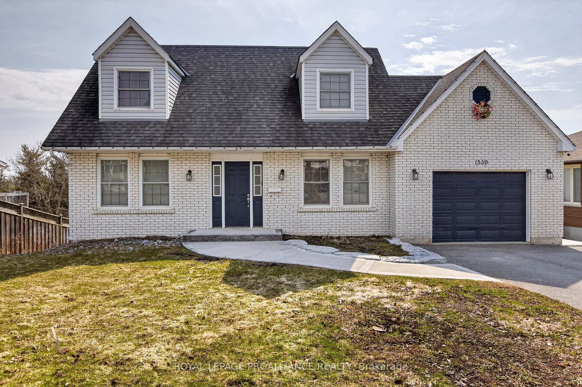 1539 Cherryhill Road, Peterborough, ON K9K 1A7, Peterborough — photo 1