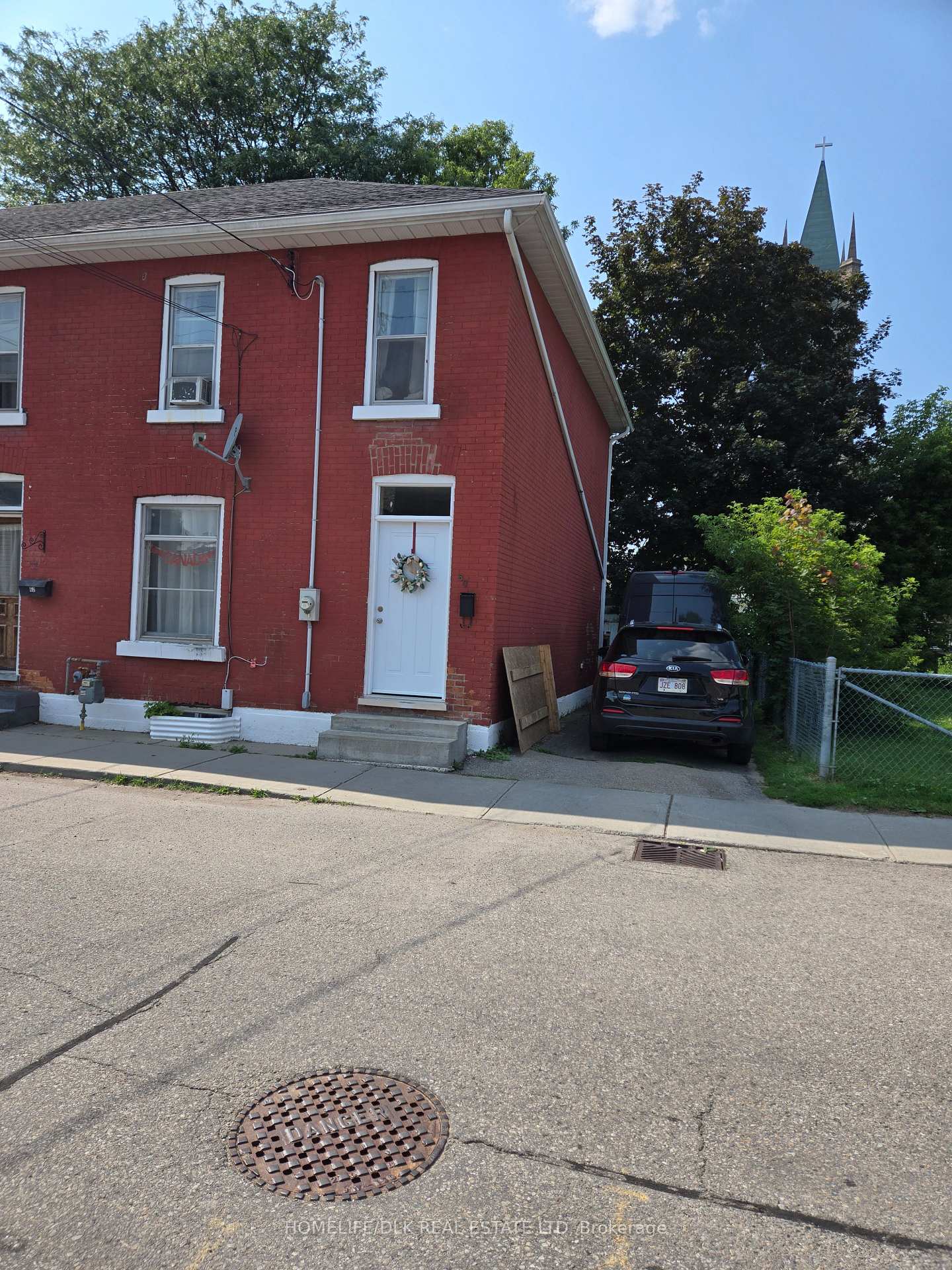 60 George Street, Brockville, ON K6V 3V5, Brockville — photo 1