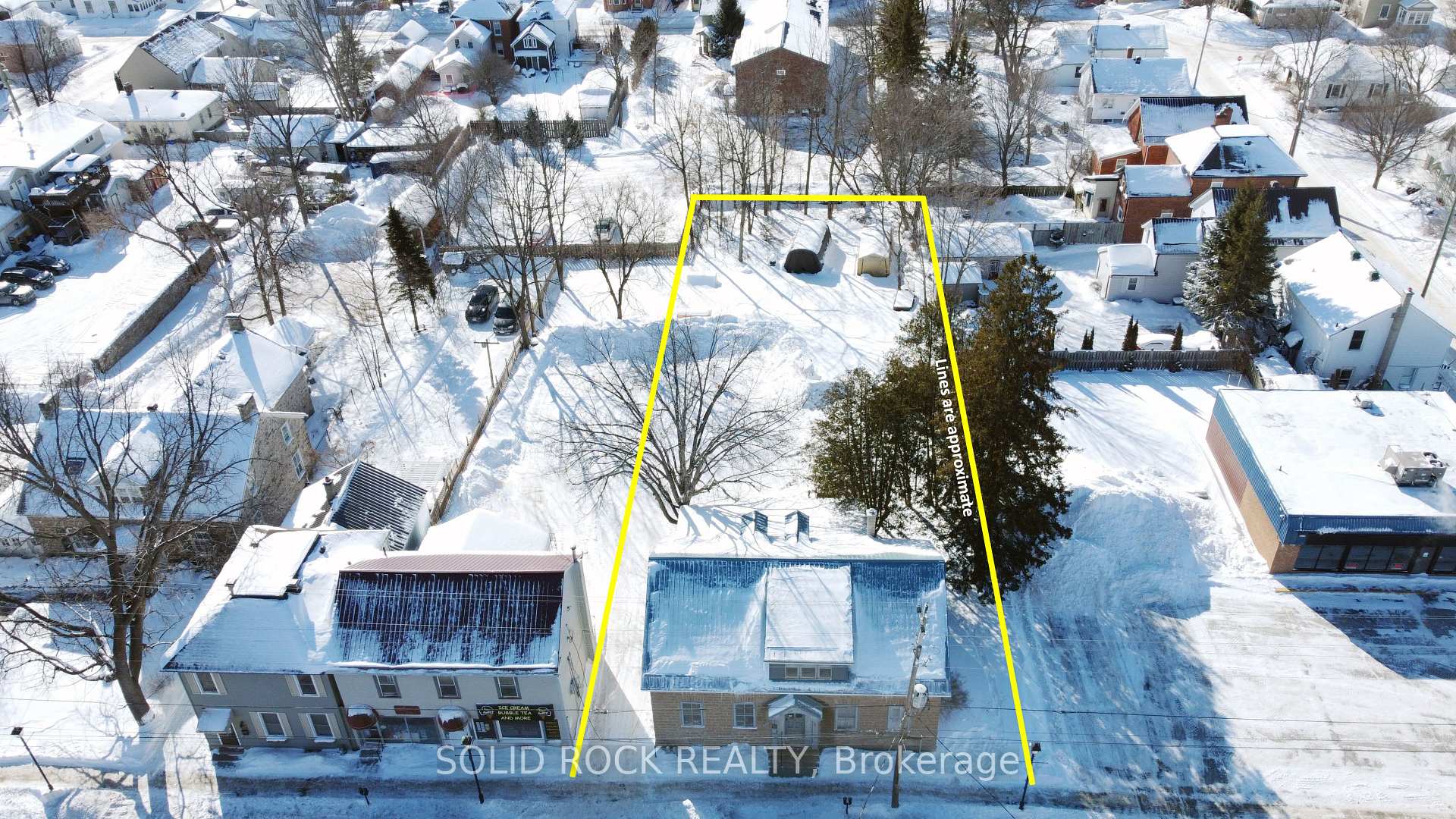 28 Wilson Street W, Perth, ON K7H 2M9, Perth — photo 1