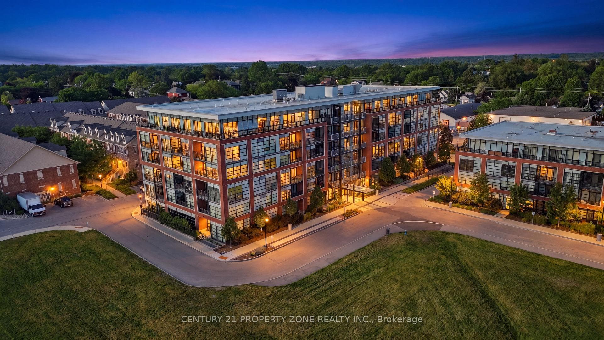 15 Prince Albert Boulevard 516, Kitchener, ON N2H 0C2, Kitchener — photo 1