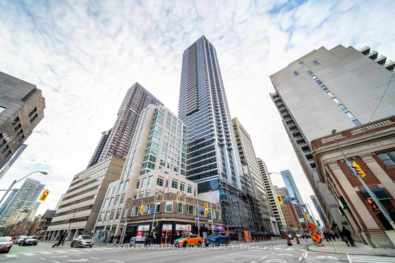 395 Bloor Street E 2407, Toronto, ON M4W 0B4, Toronto C08 — photo 1