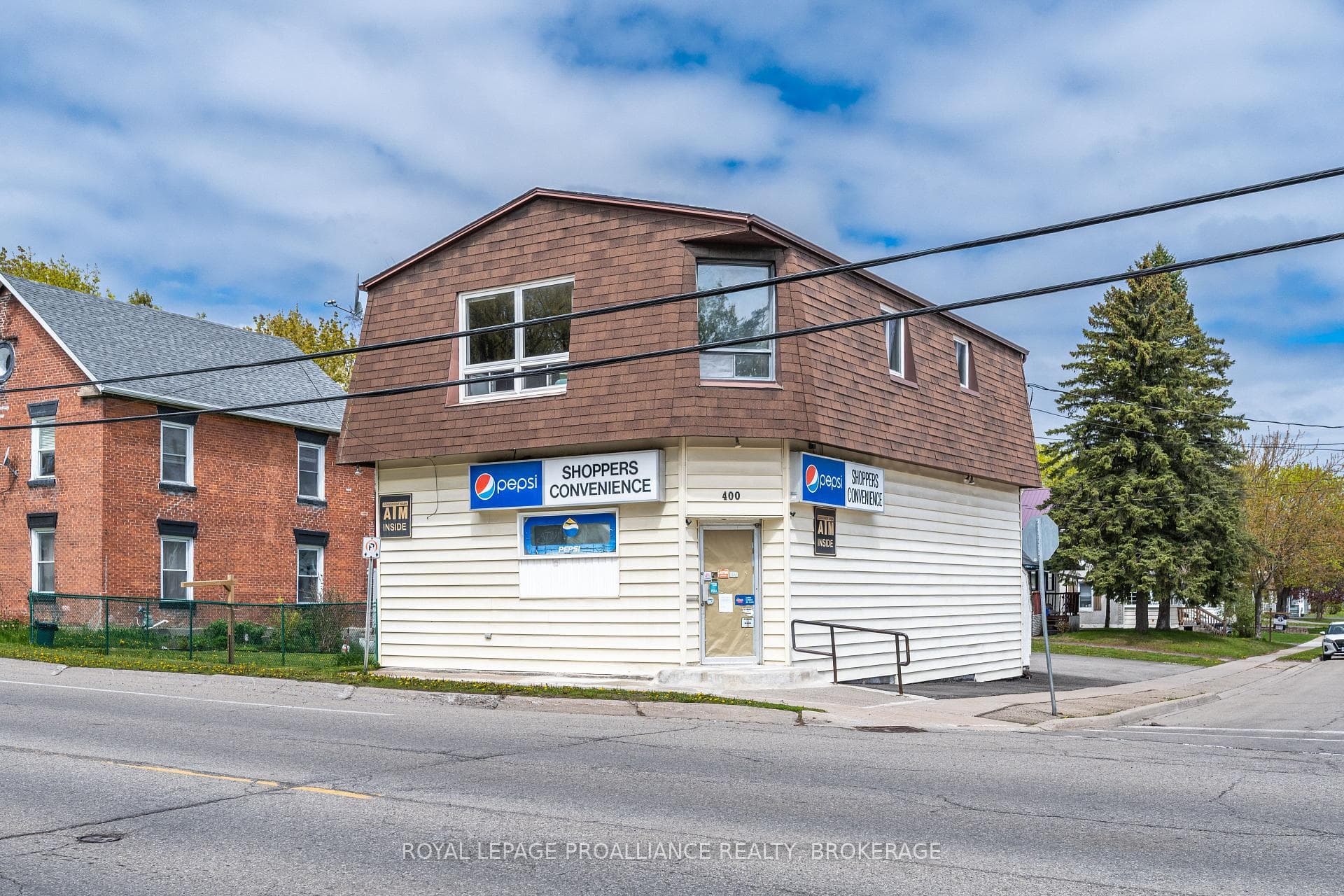400 King Street W, Gananoque, ON K7G 2G9, Gananoque — photo 1