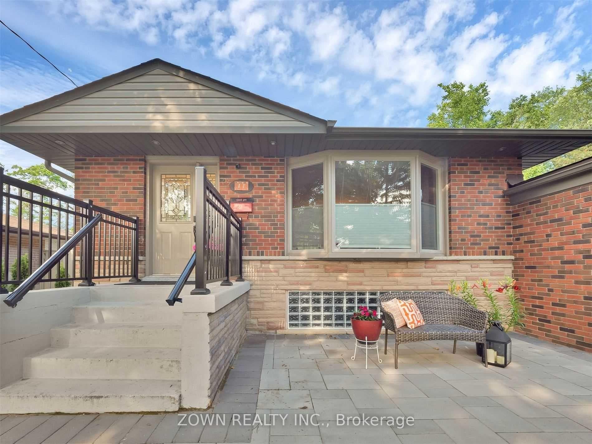 41 Morna Avenue, Toronto, ON M1E 2A9, Toronto E08 — photo 1