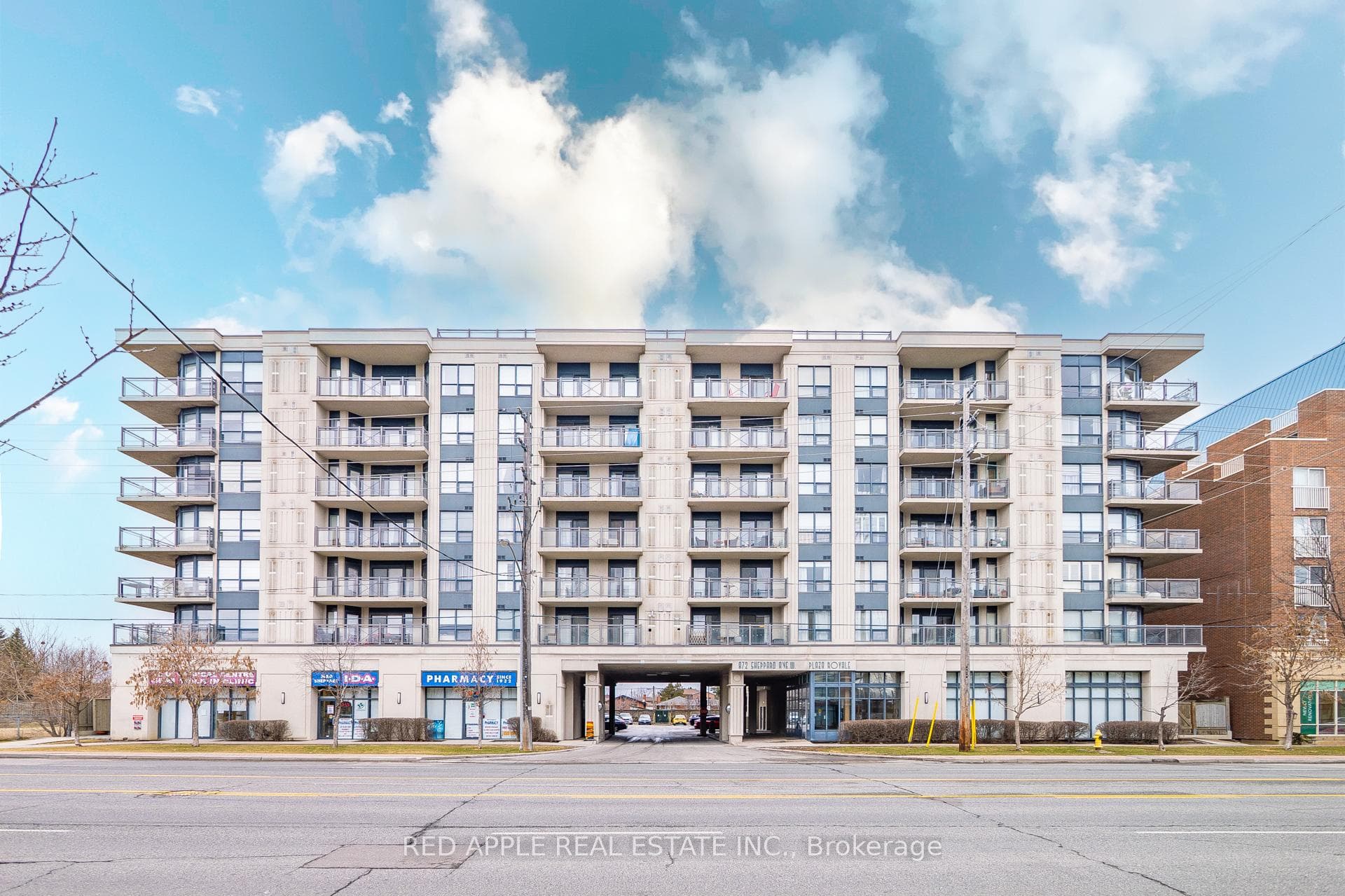 872 Sheppard Avenue W 204, Toronto, ON L6A 2Y8, Toronto C06 — photo 1