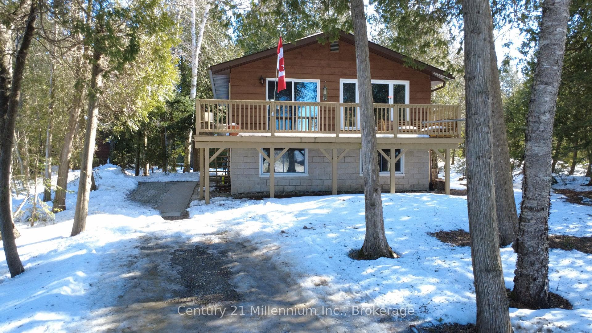 24 Miramichi Bay Road, Saugeen Shores, ON N0H 2C6, Saugeen Shores — photo 1
