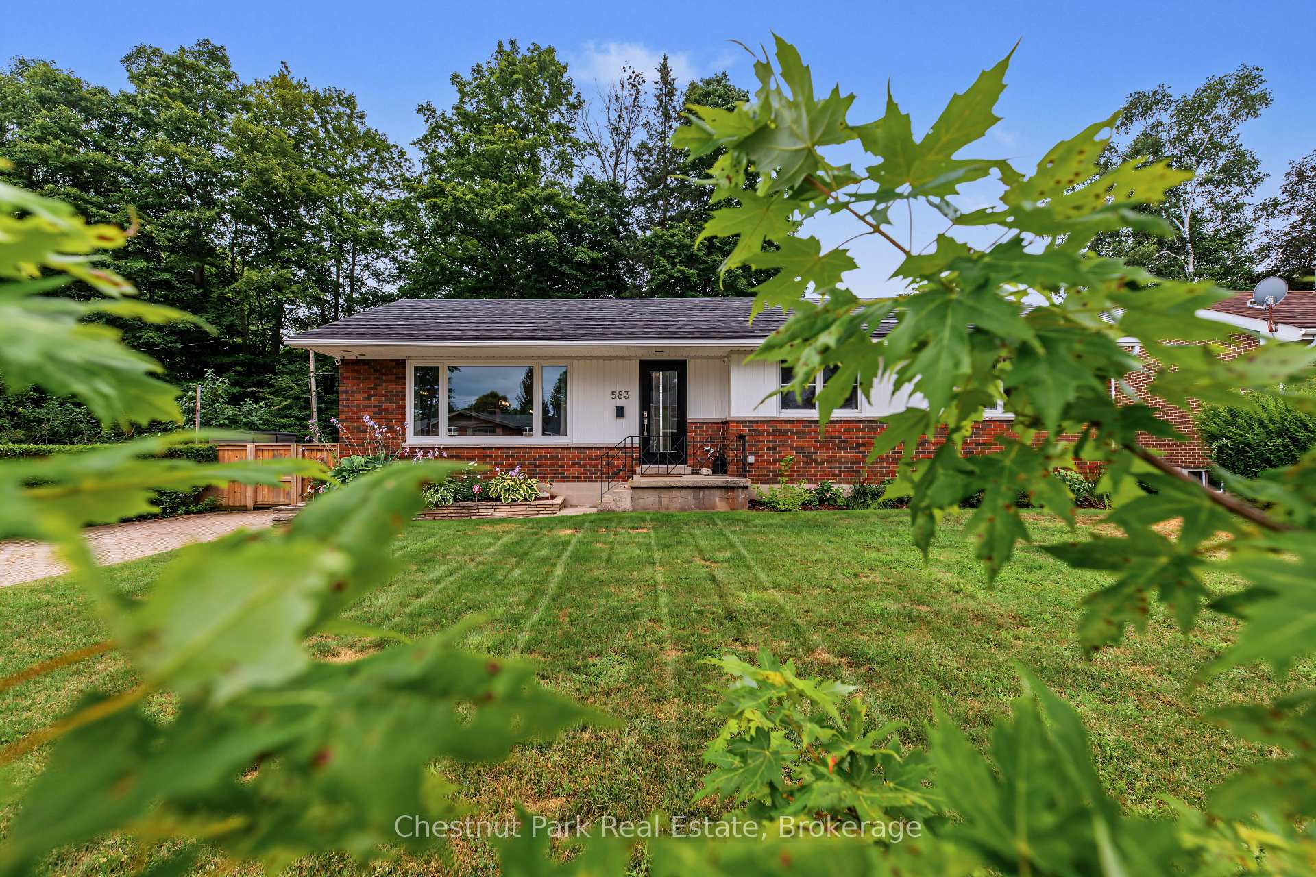 583 6th Street W, Owen Sound, ON N4K 3L2, Owen Sound — фото 1