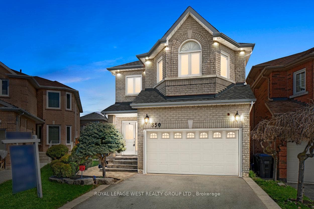 859 Mays Crescent, Mississauga, ON L5V 2J1, Mississauga — photo 1