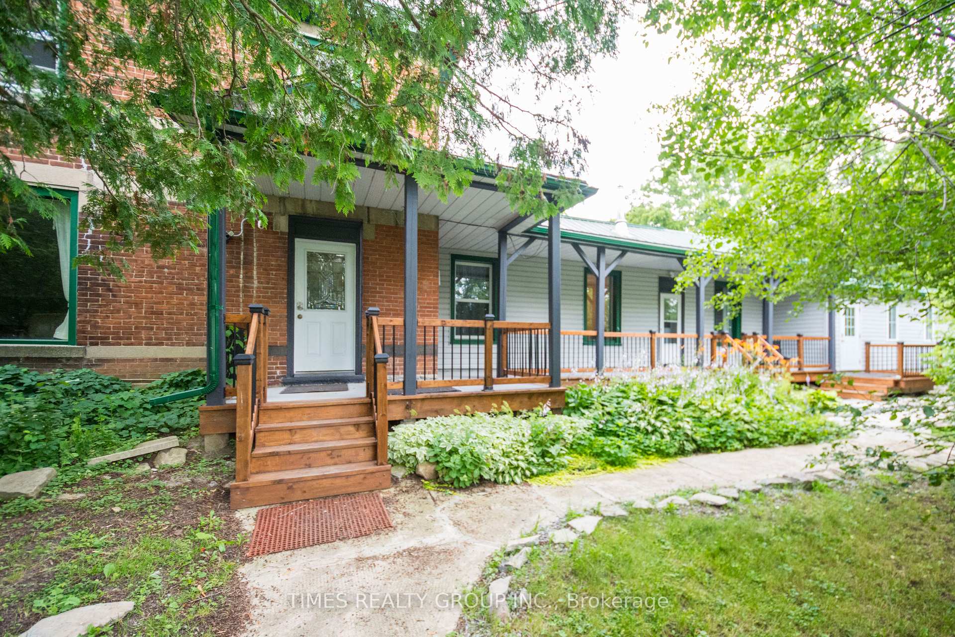 10 - 12 Murney Street, Belleville, ON K8P 3N6, Belleville — photo 1