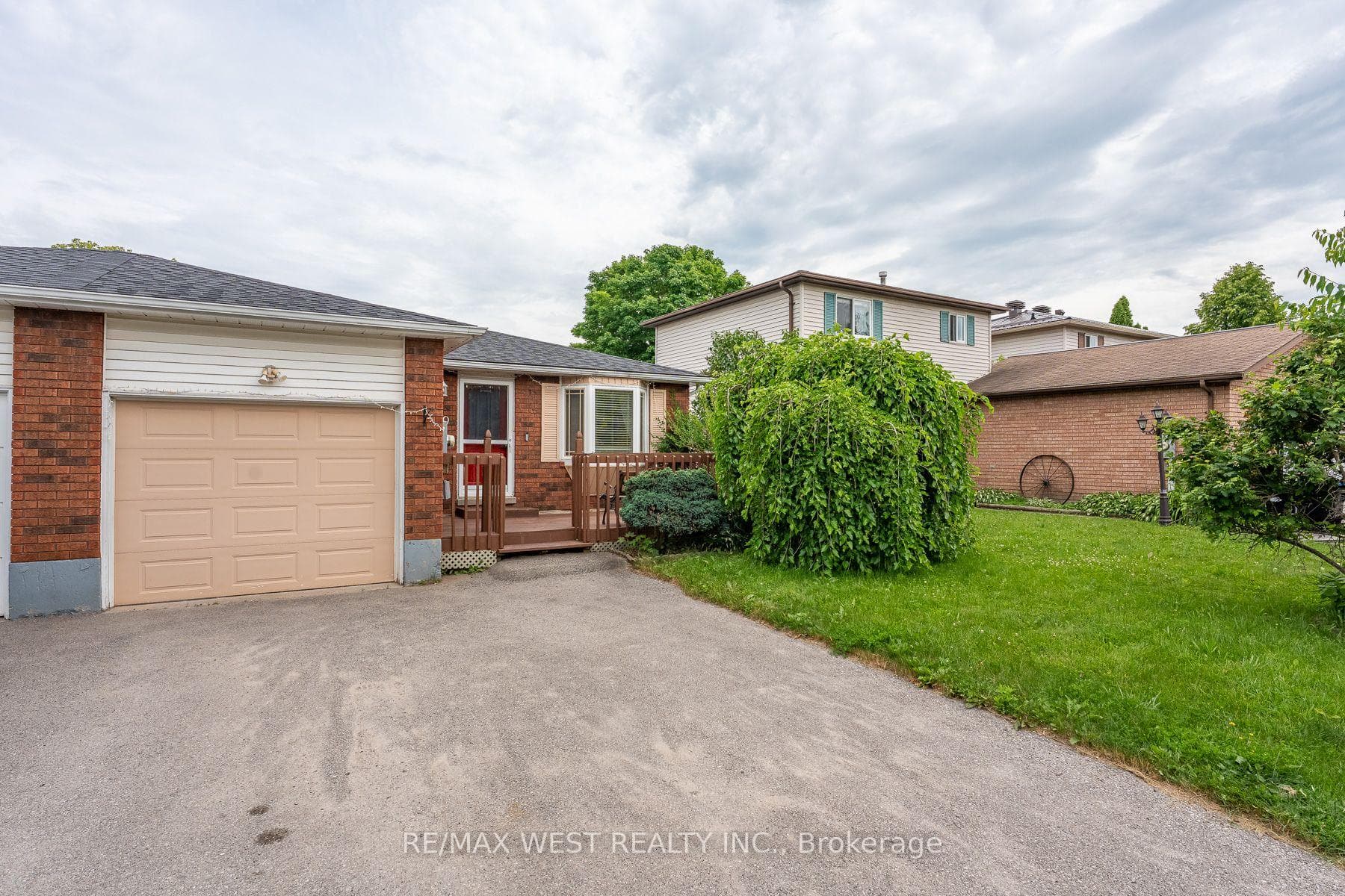 369 Galloway Boulevard, Midland, ON L4R 5C1, Midland — photo 1