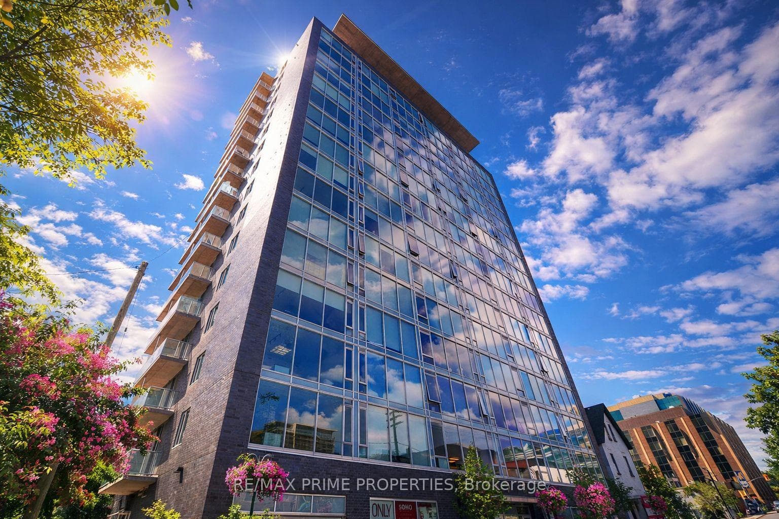 300 Lisgar Street 506, Ottawa Centre, ON K2P 0E2, Ottawa Centre — photo 1