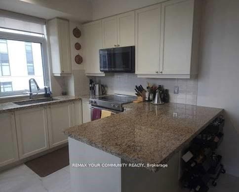 12 Woodstream Boulevard 408, Vaughan, ON L4L 8C3, Vaughan — photo 1