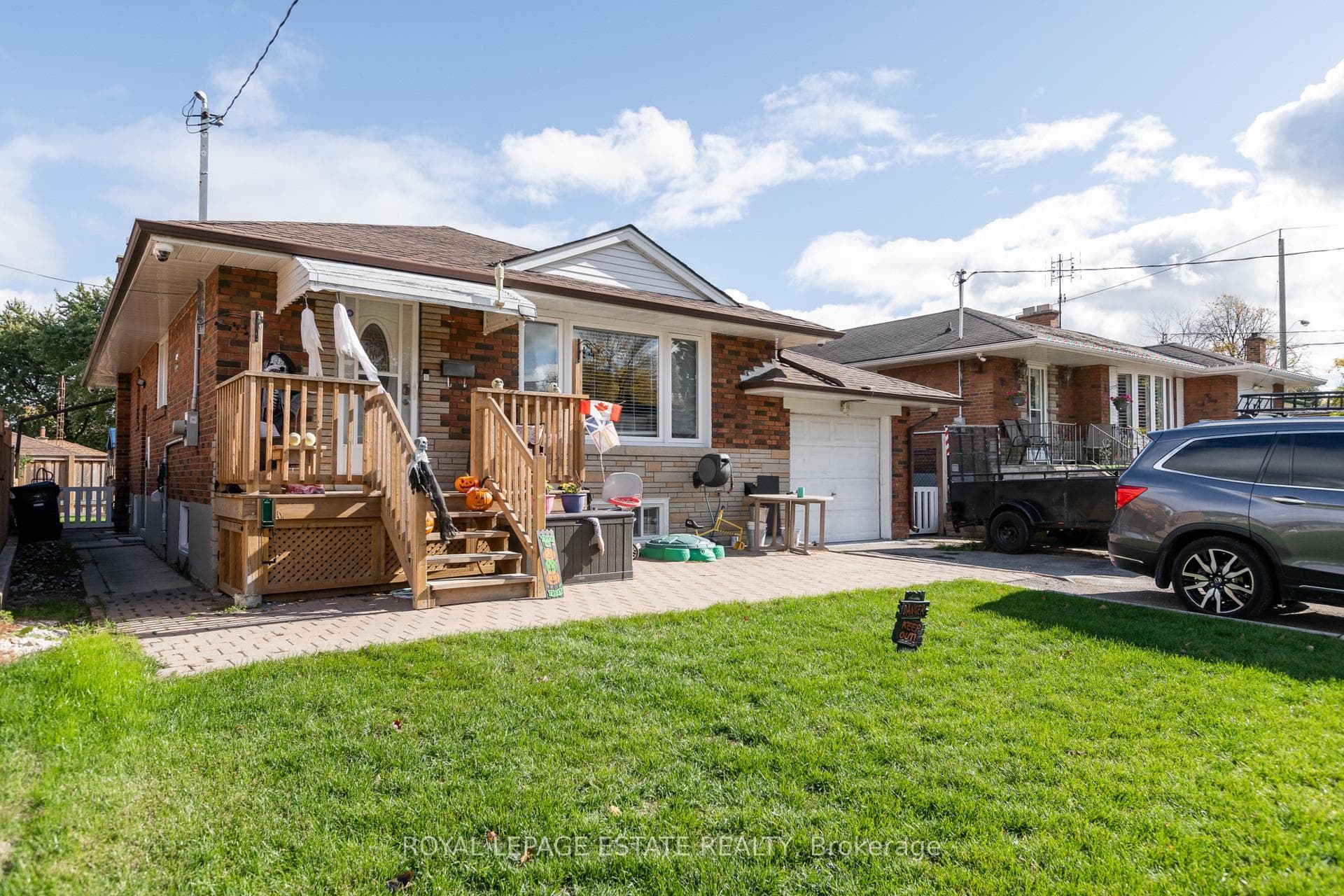 5 Barlow Road, Toronto, ON M1G 2B3, Toronto E09 — photo 1