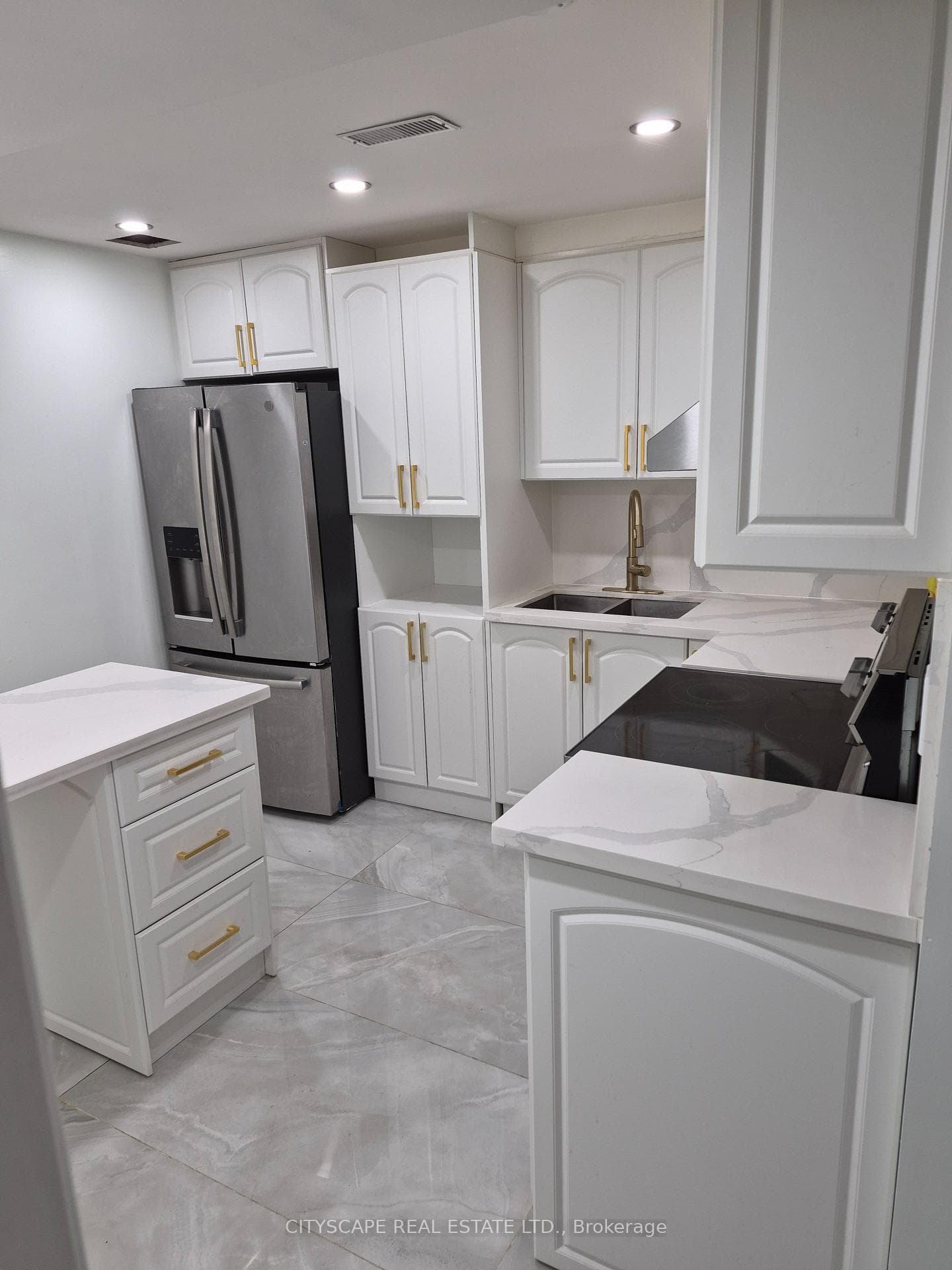 368 Sardinia Drive Bsmt, Mississauga, ON L5R 3X6