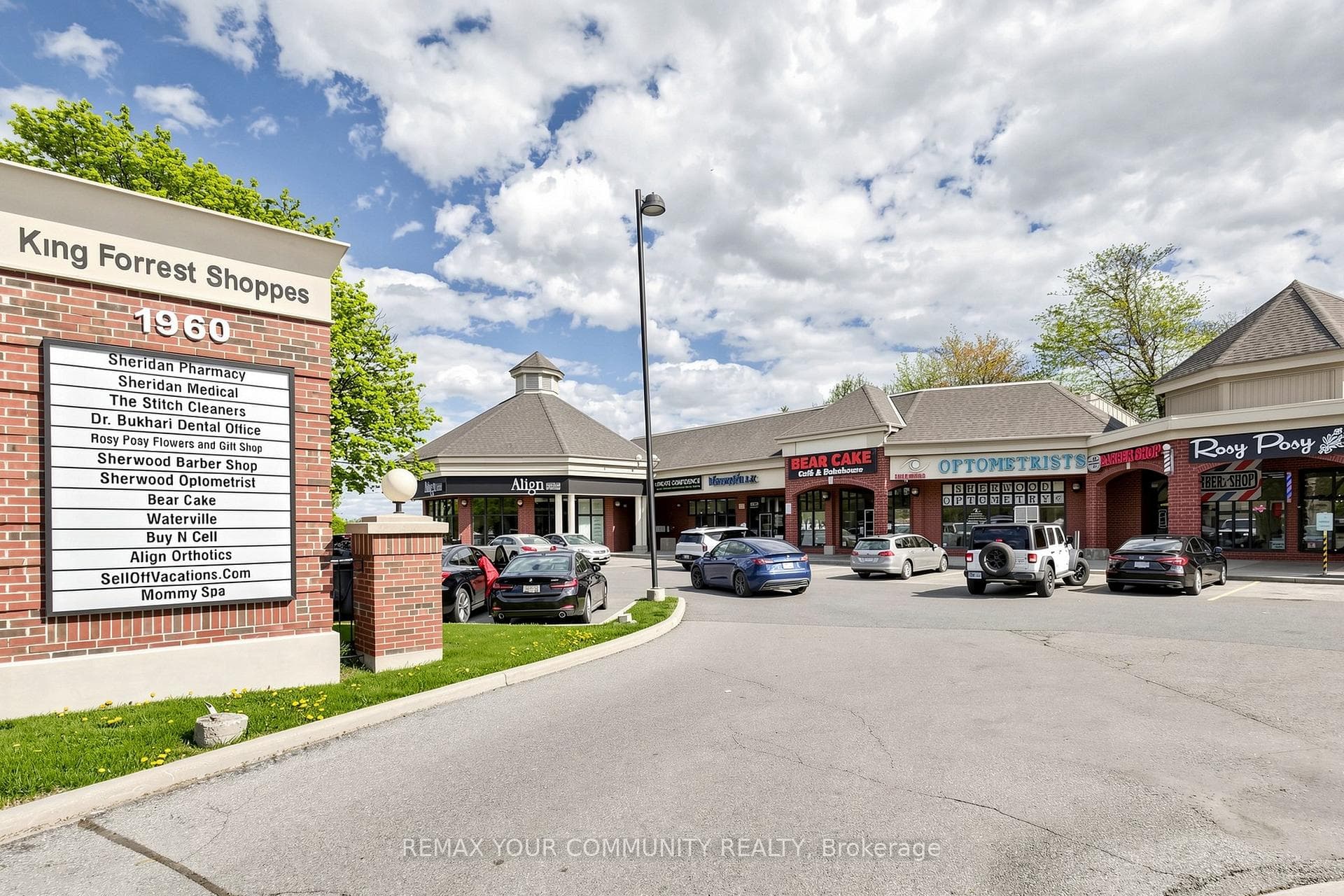 1960 Dundas Street W 9, Mississauga, ON L5K 2R9, Mississauga — photo 1
