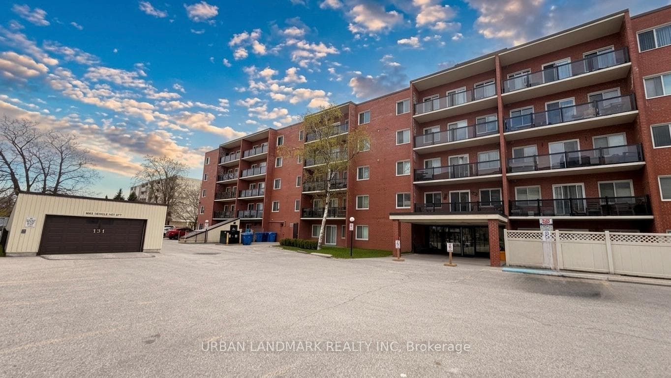 131 Taunton Road E 201, Oshawa, ON L1G 3T8, Oshawa — photo 1