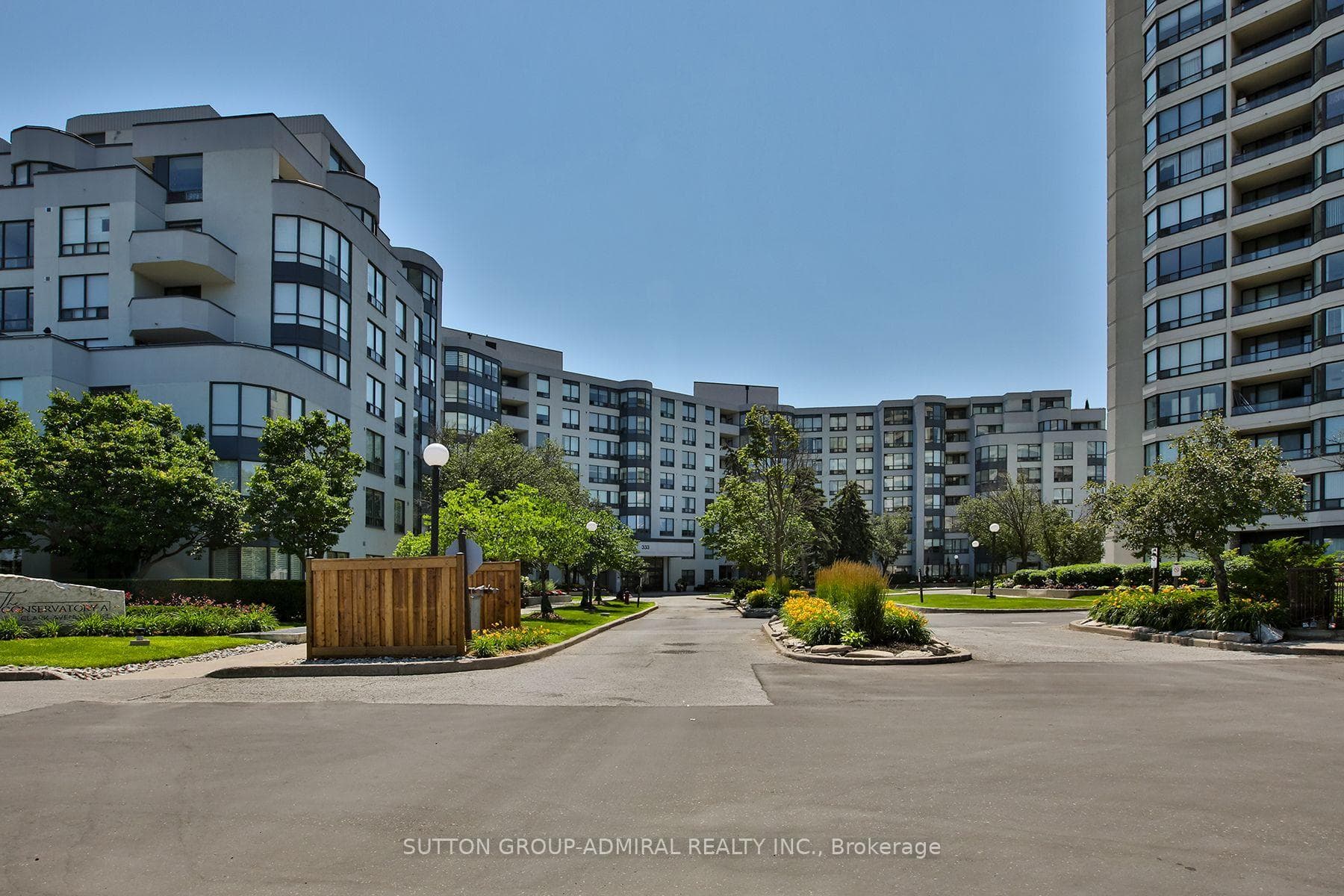 333 Clark Avenue W 106, Vaughan, ON L4J 7K4, Vaughan — photo 1