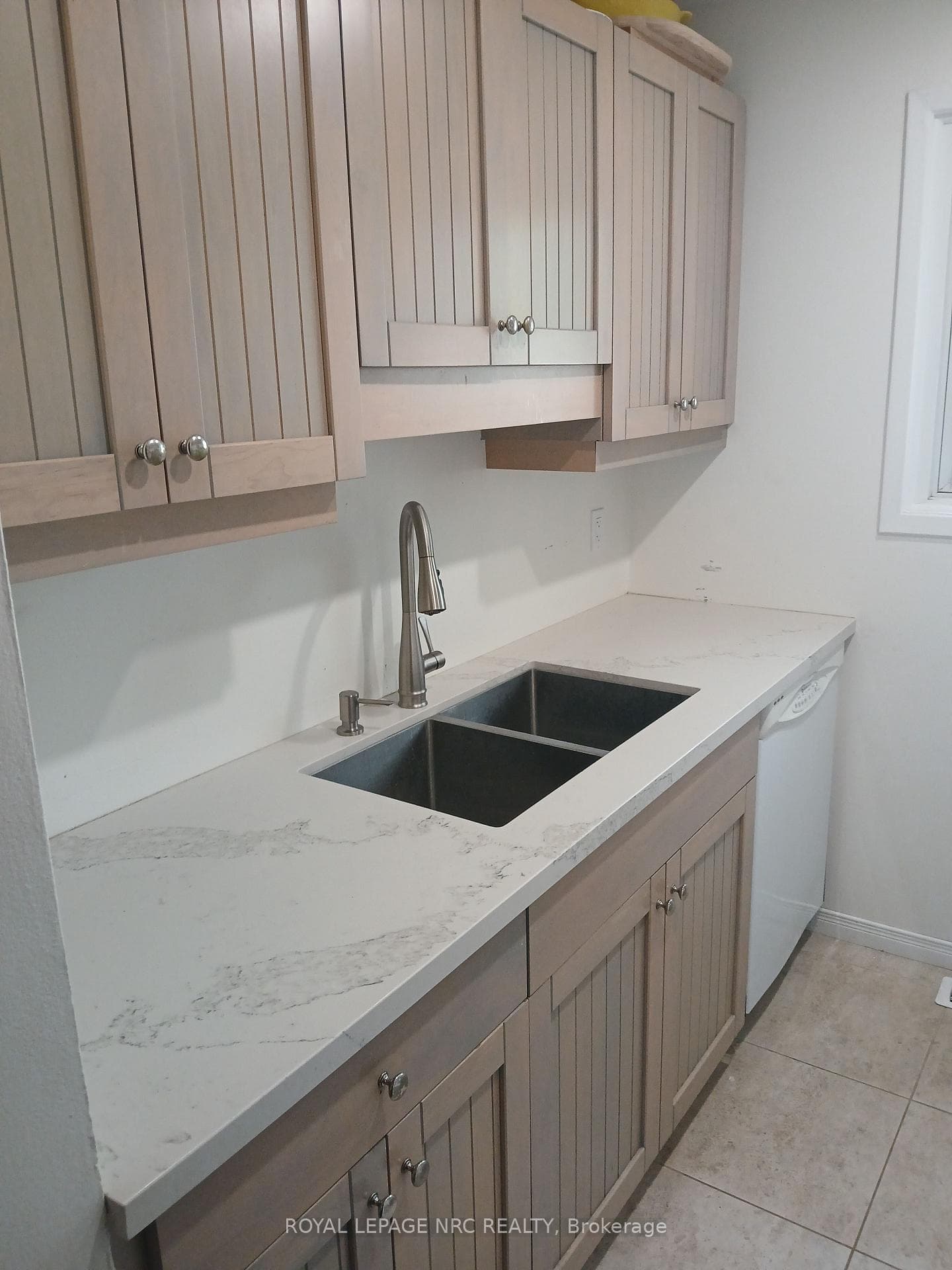 302 Vine Street 31, St. Catharines, ON L2M 7M6, St. Catharines — photo 1